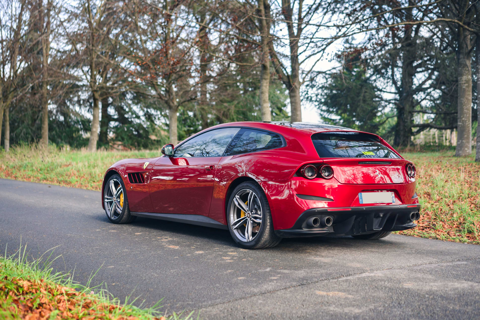 ferrari gtc4lusso rosso angelo