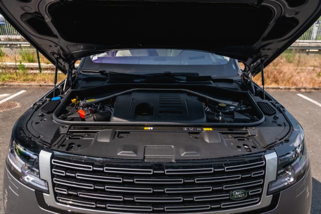 Land Rover Range Rover Mark Ii P510e Swb