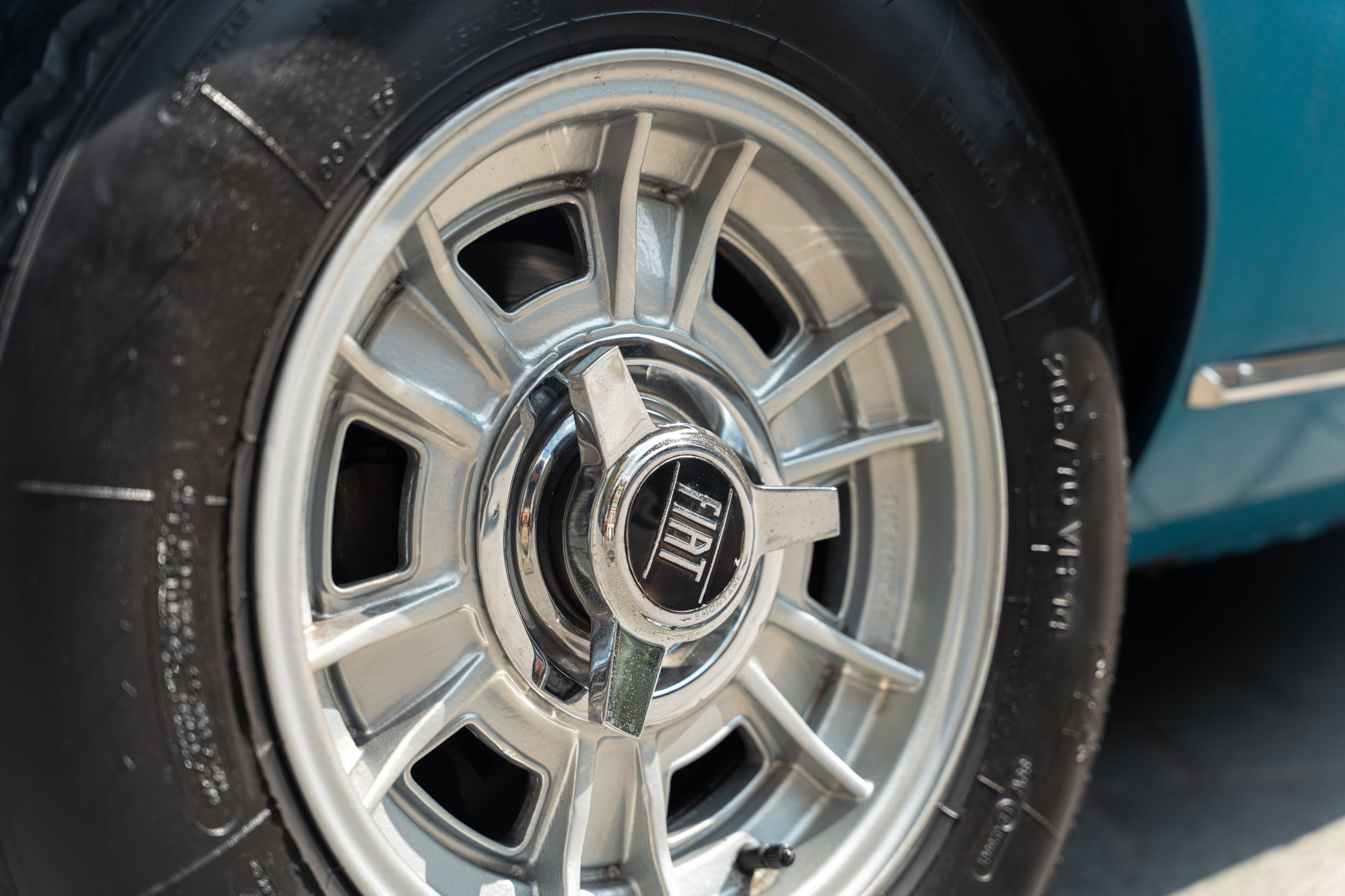 FIAT Dino 2000 Spider 1967 occasion détails (1)