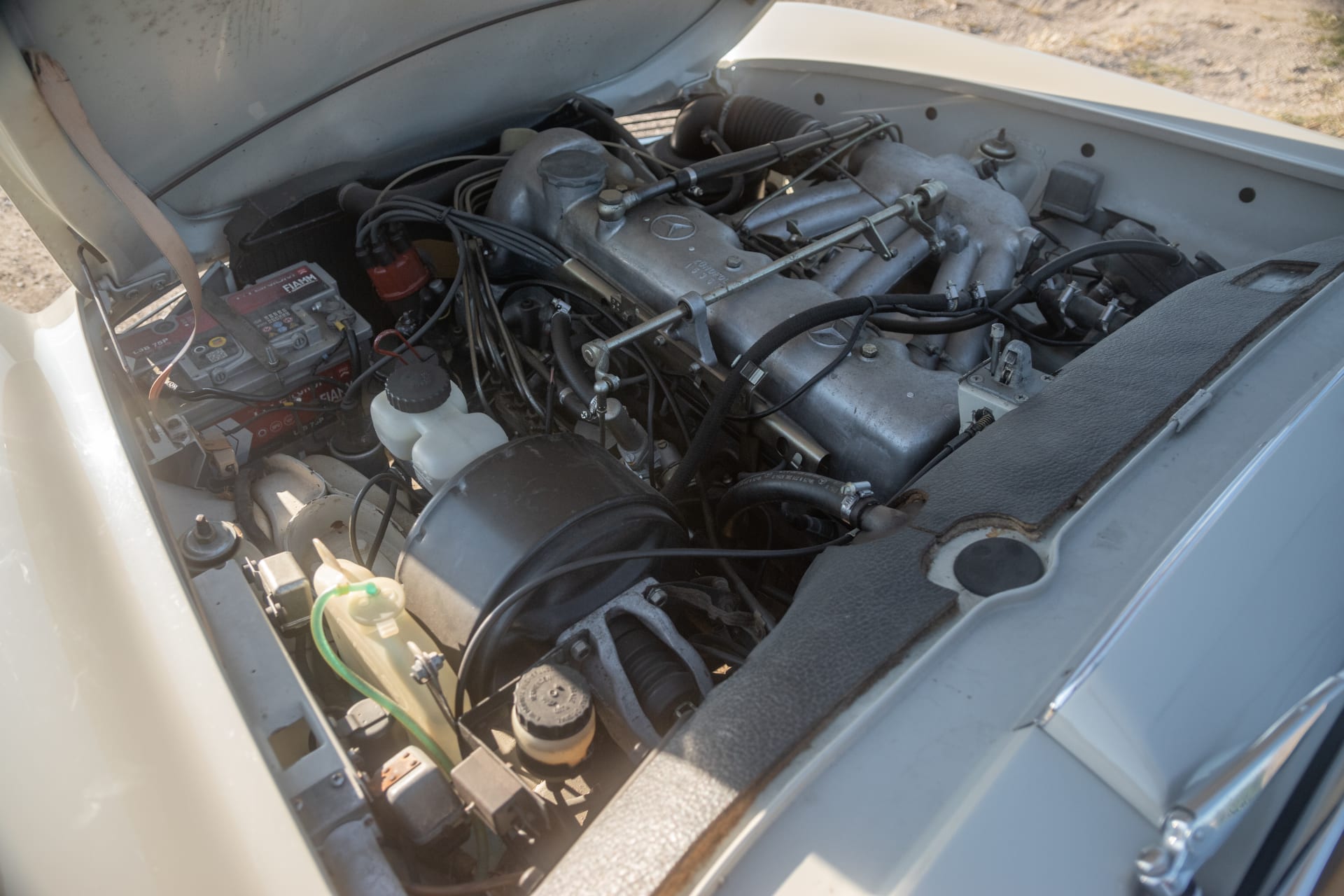 MERCEDES BENZ 230 Sl Pagode 1965 occasion mécanique (1)