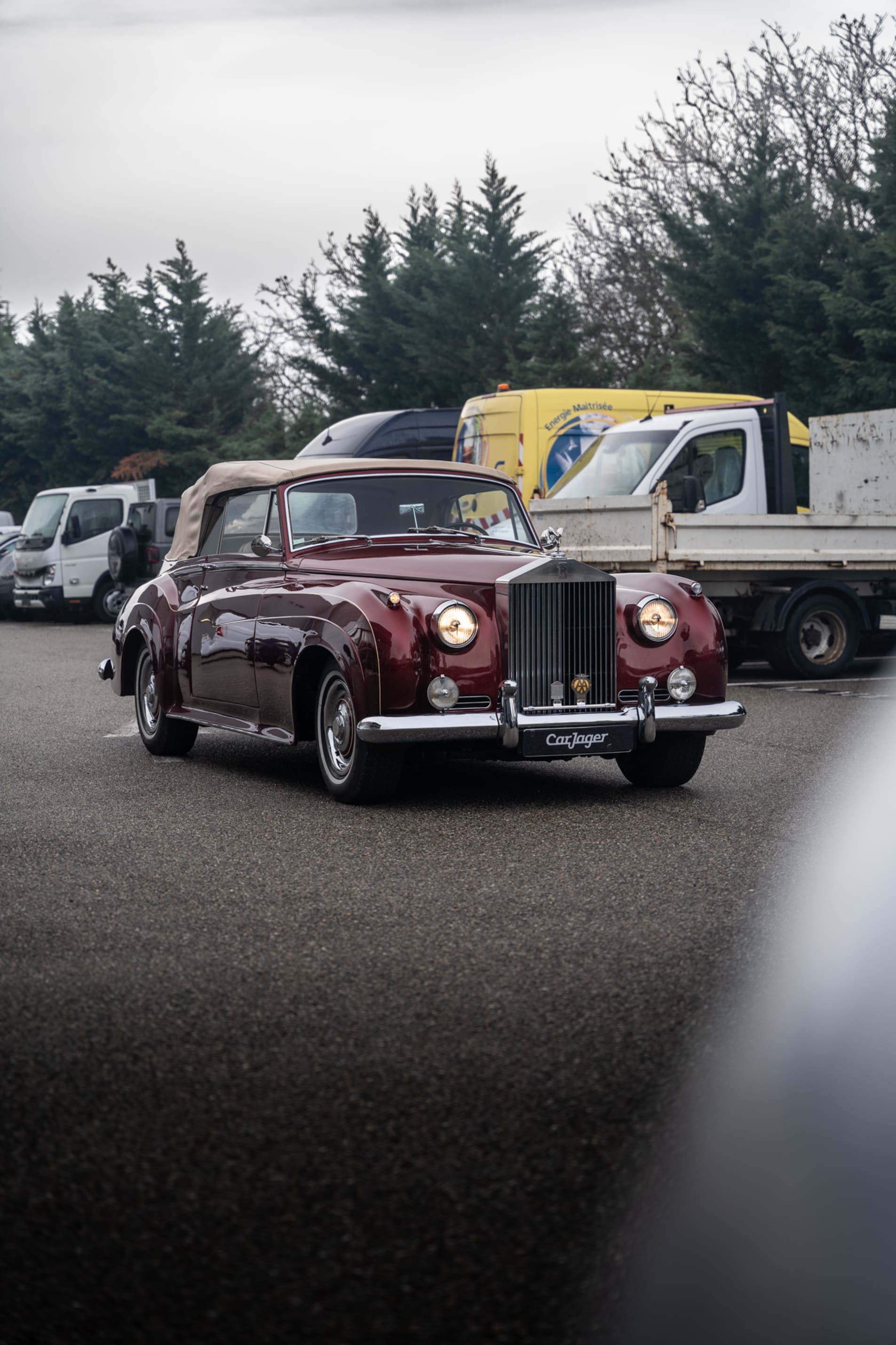 ROLLS-ROYCE Silver cloud i  by H.J. Mulliner 1957