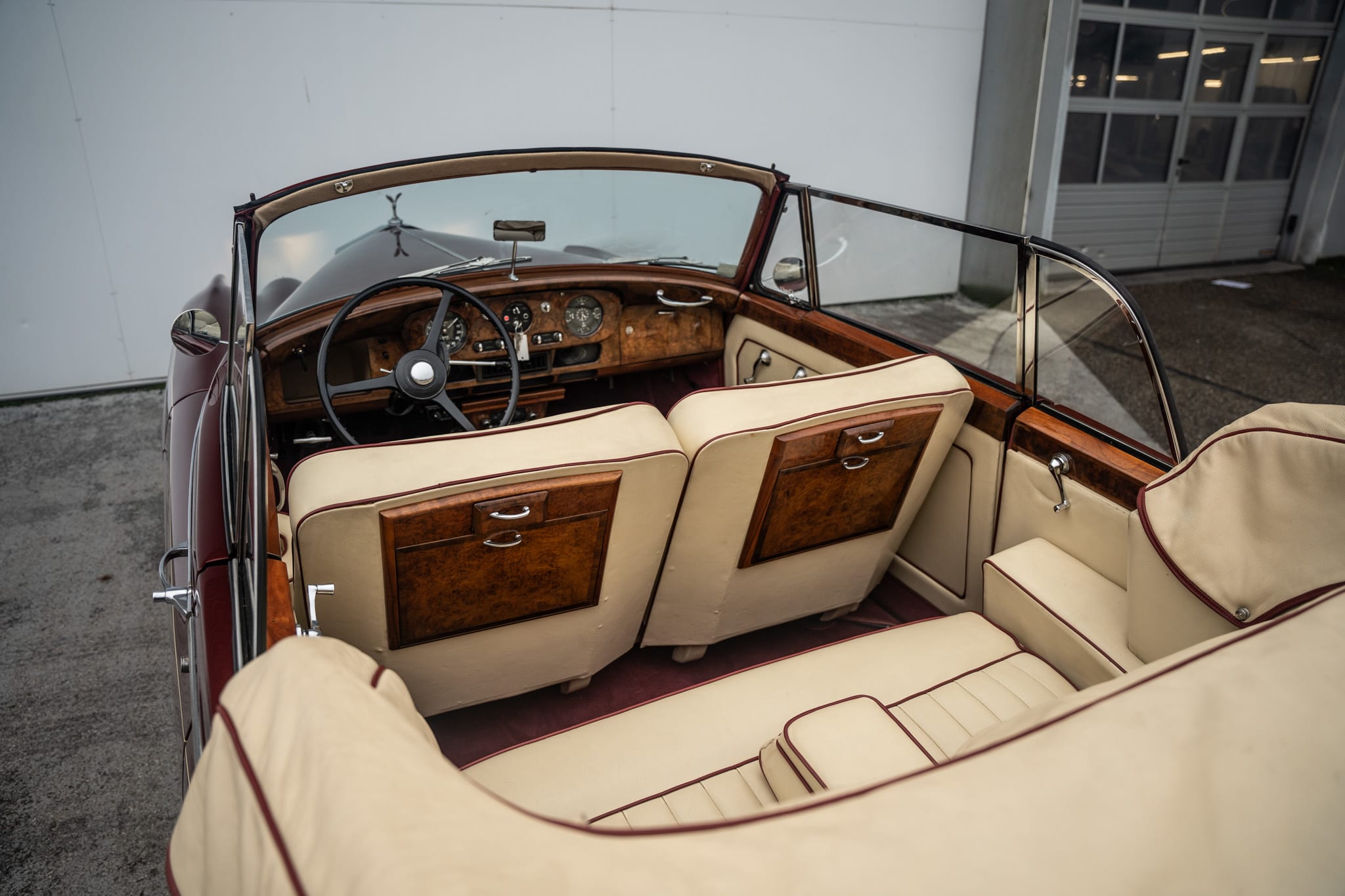 ROLLS ROYCE Silver Cloud I By H.j. Mulliner 1957 occasion intérieur (1)