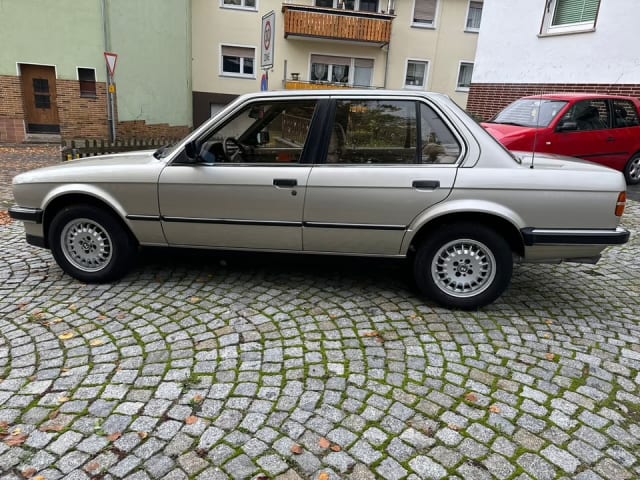 BMW Série 3 E30 1986 occasion