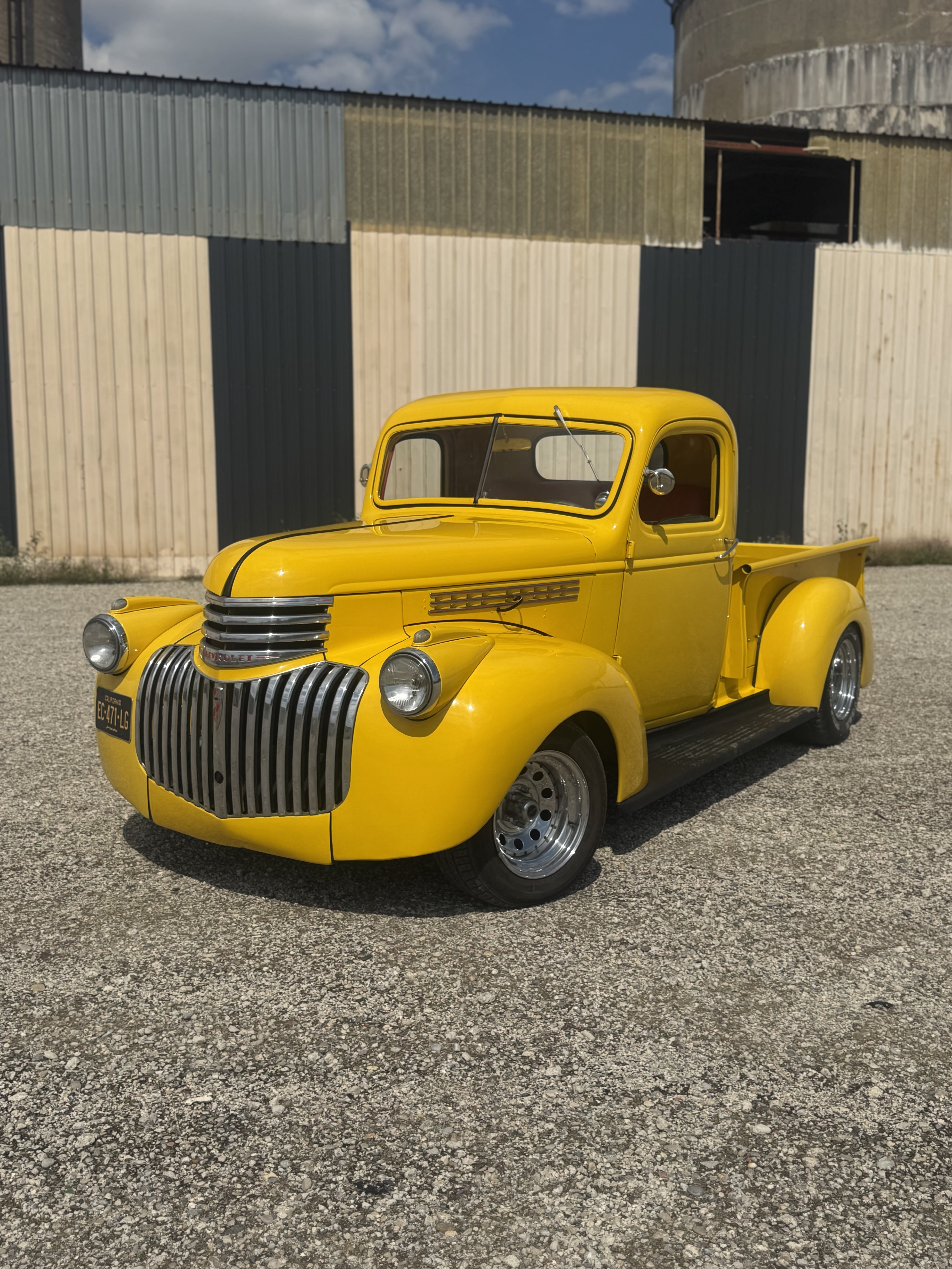 Chevrolet Chevy Pick-up