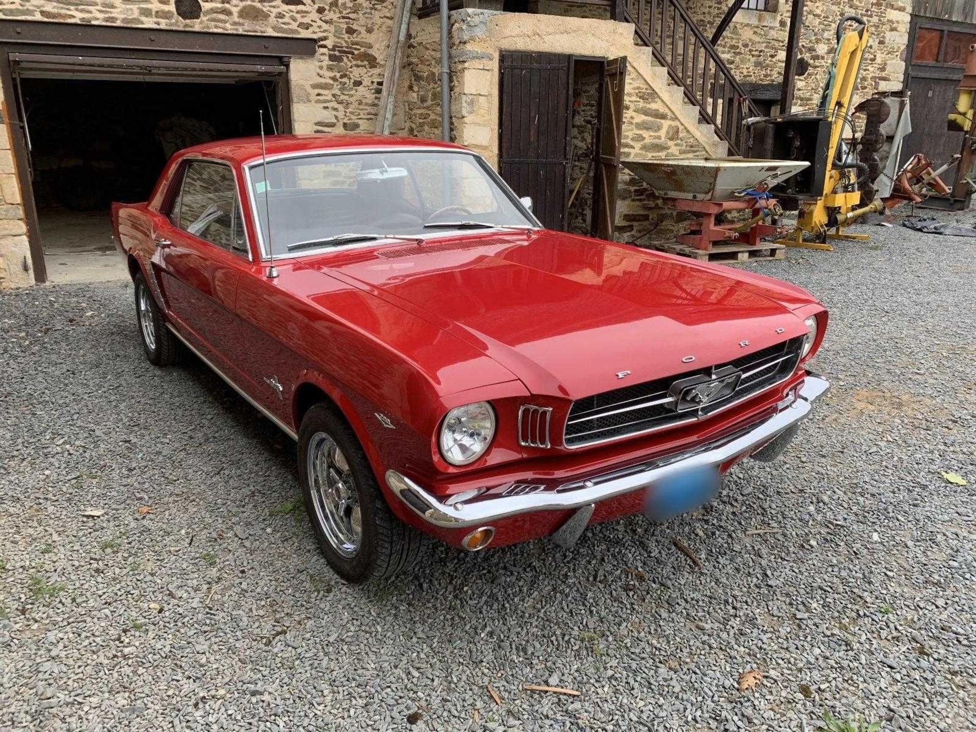 Photo FORD Mustang 289 Ci Code C 1965