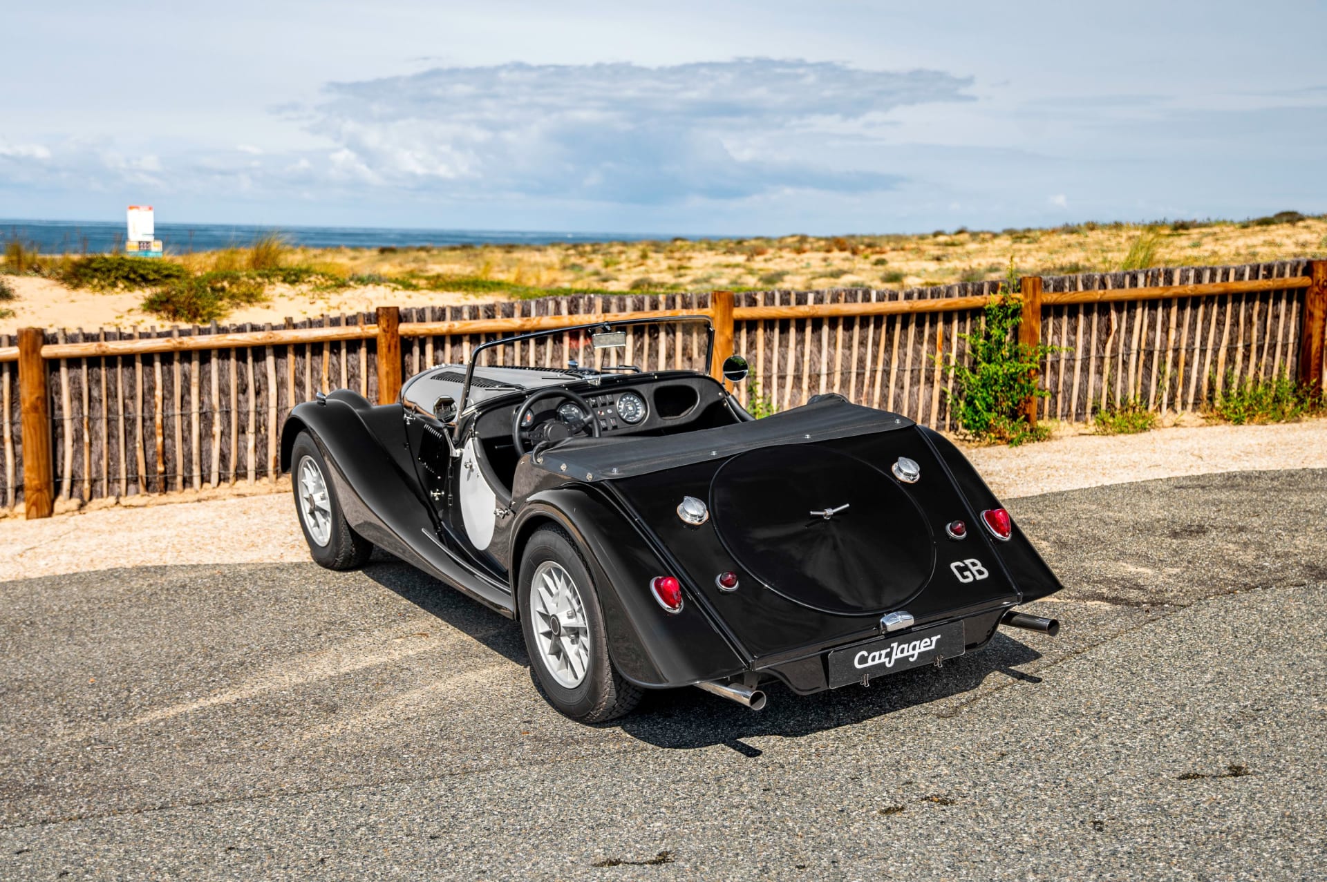 Morgan Plus 8