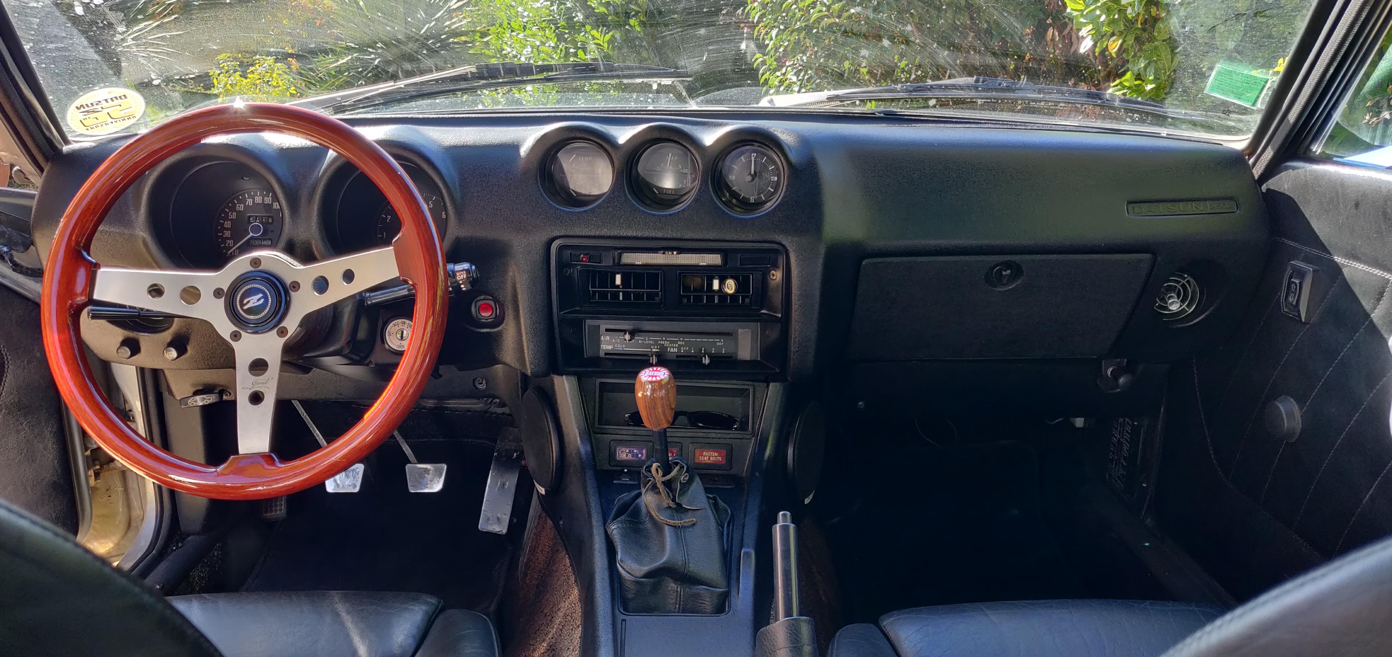 NISSAN DATSUN 280 Z 1975 occasion intérieur (1)