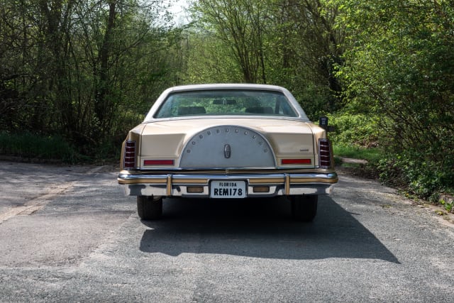 LINCOLN Continental Mark V Diamond Jubilee Gold Edition 1978 occasion