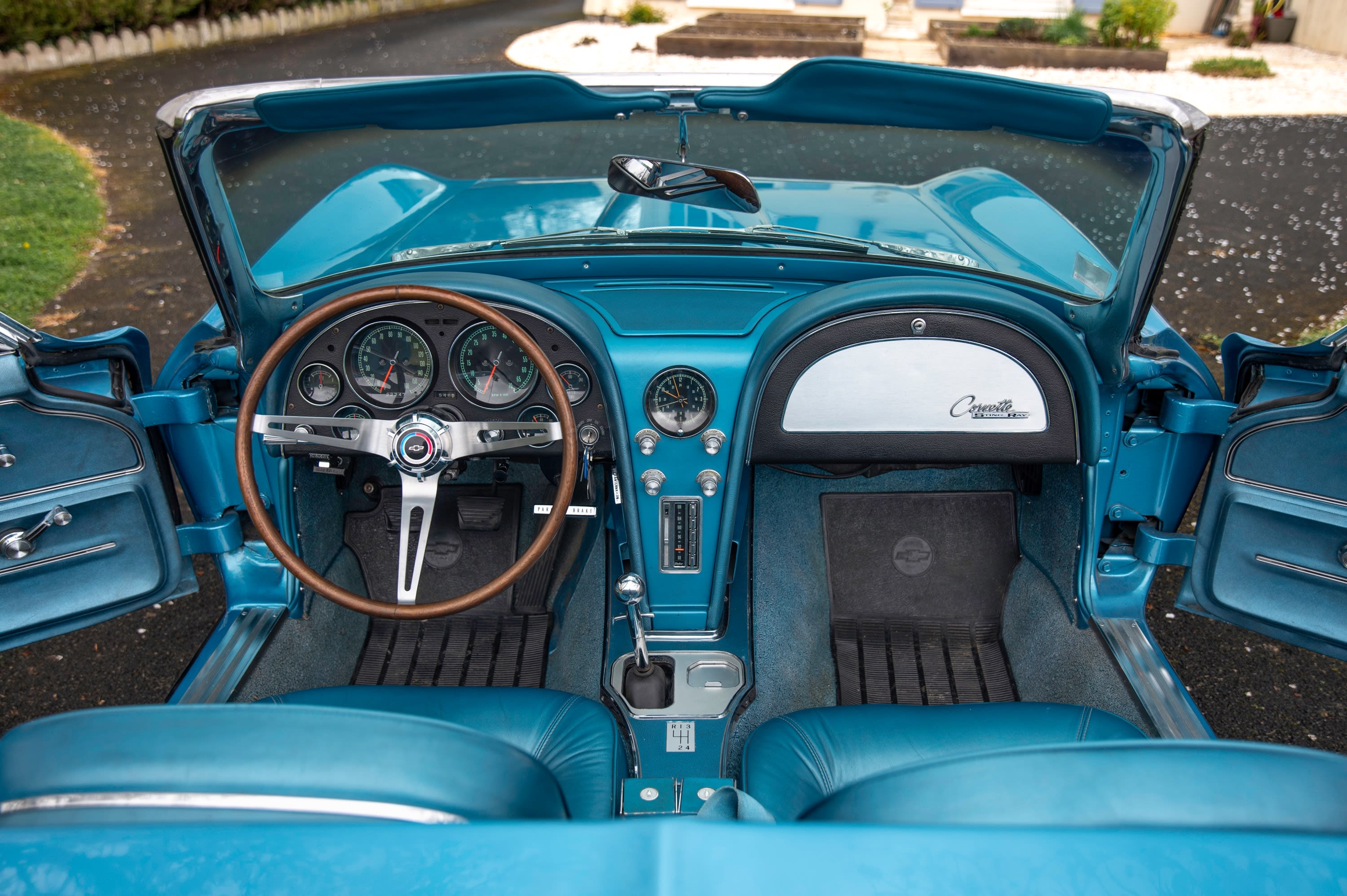 CHEVROLET Corvette 1965 used interior (1)