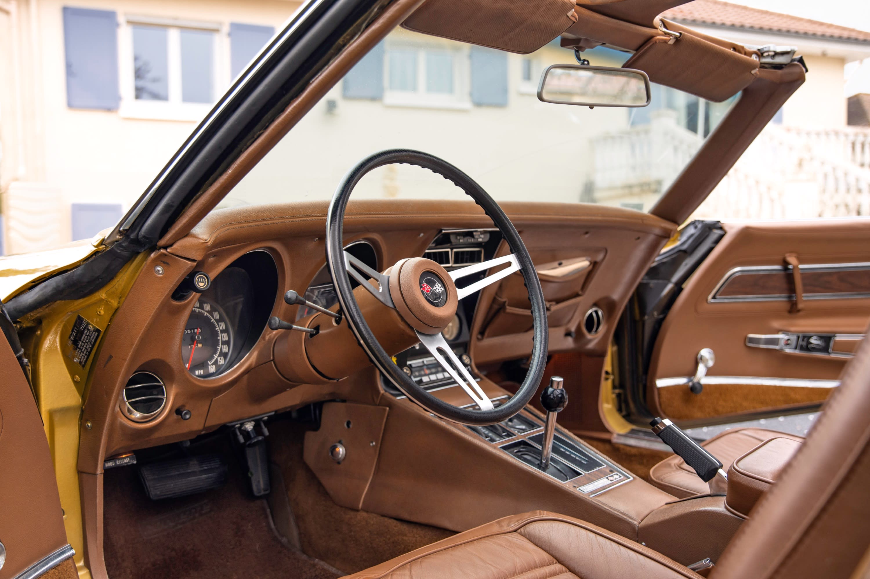 CHEVROLET Corvette C3 T-top 1972 occasion intérieur (1)