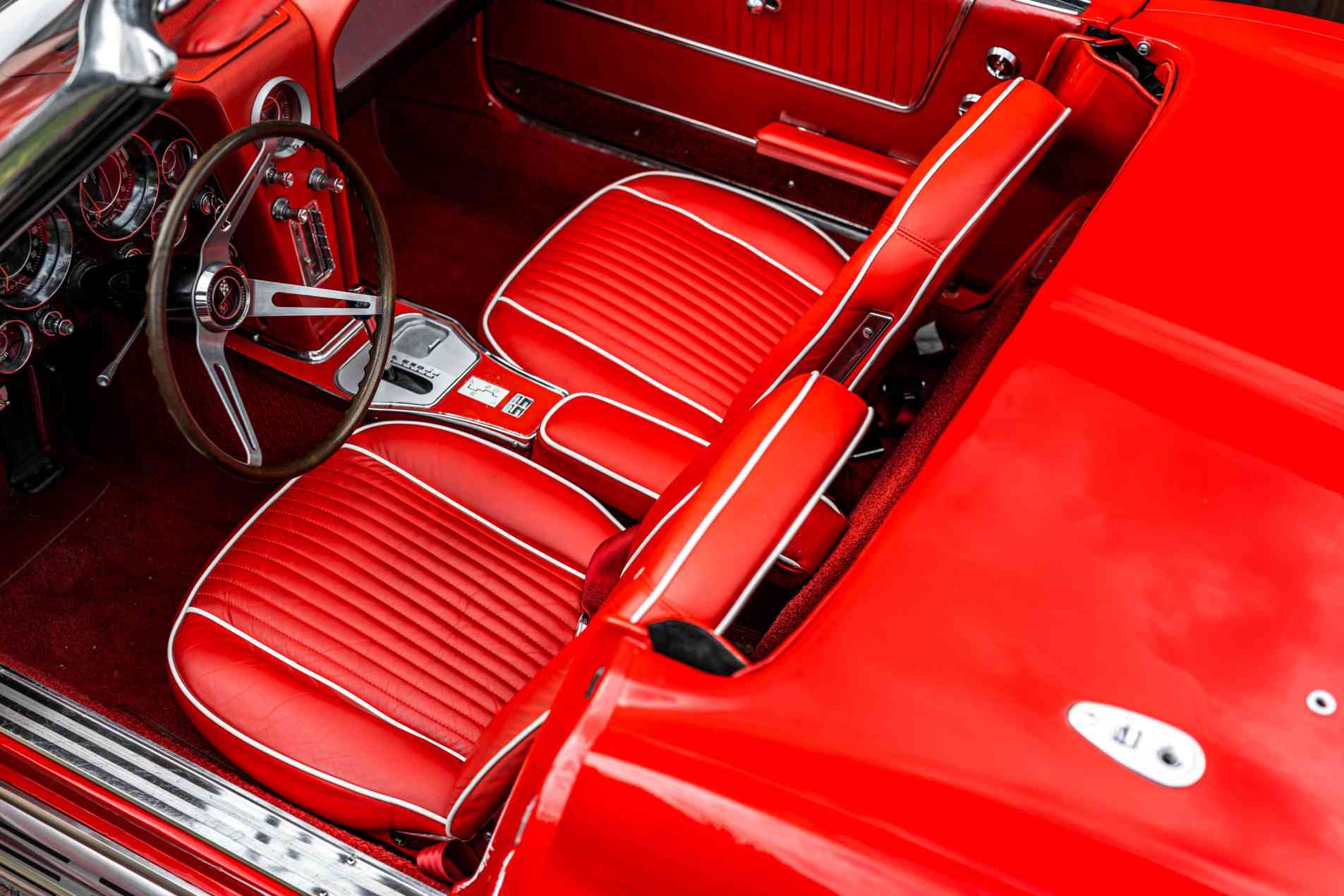 CHEVROLET Corvette C2 1964