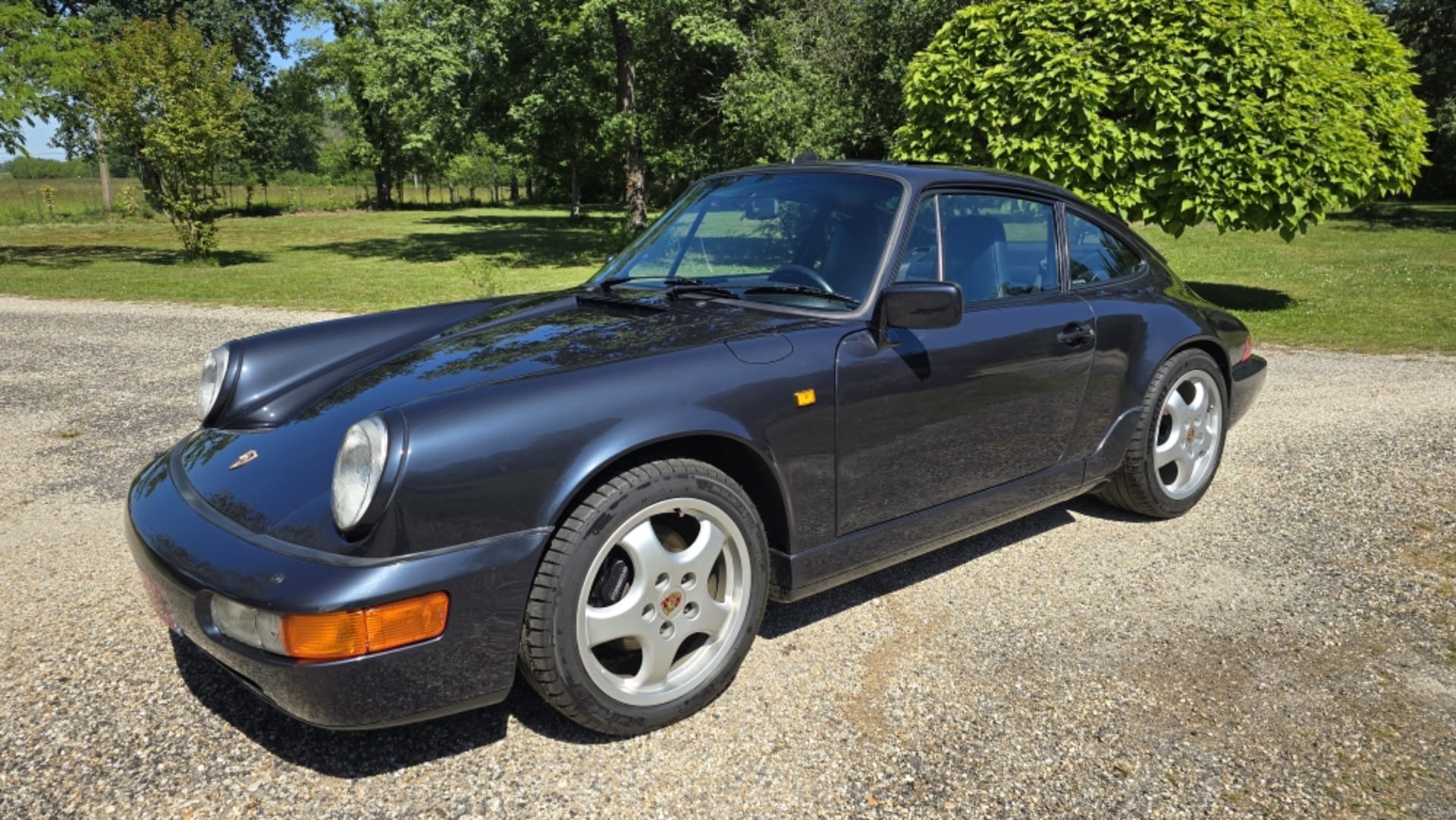 Porsche 911 964 Carrera 4
