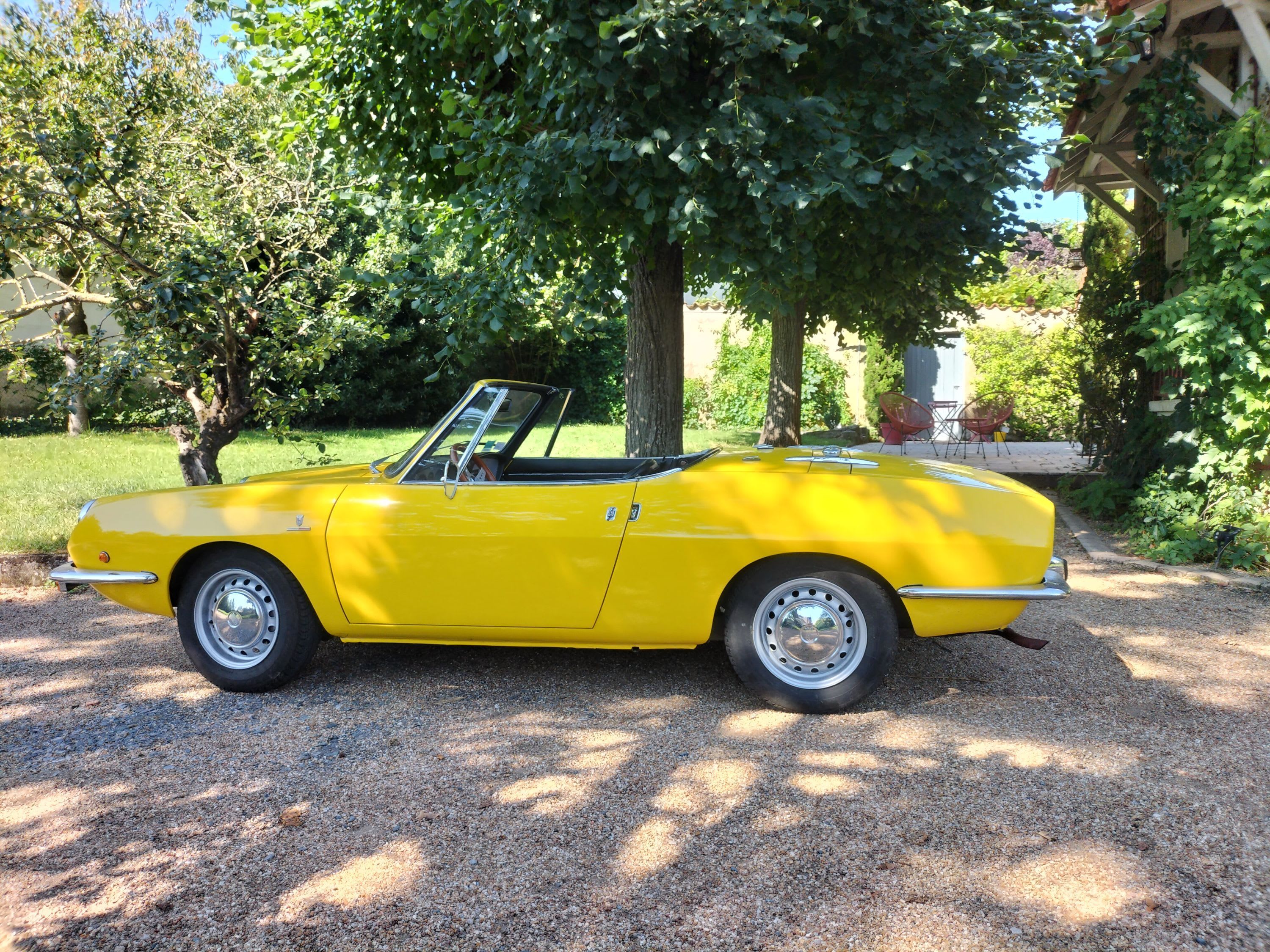 FIAT 850 Sport Spider 1972 occasion extérieur (2)