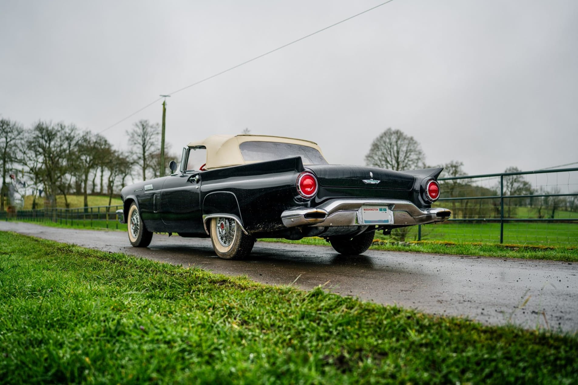 FORD Thunderbird 1957