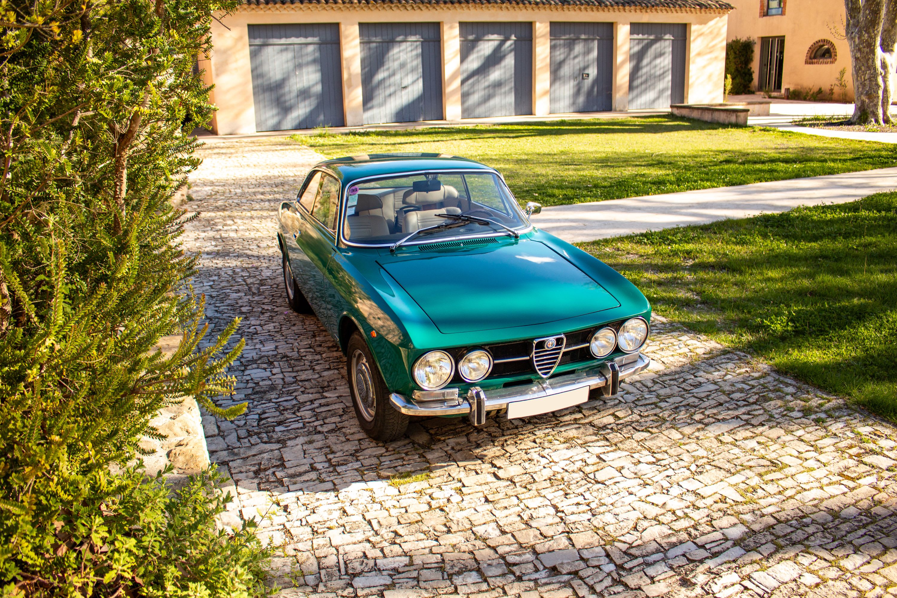 ALFA ROMEO 1750  Gt Veloce 1970 occasion vidéo (1)