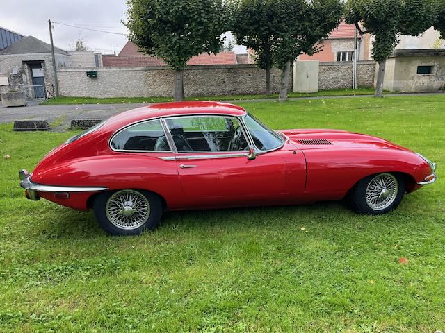 JAGUAR Type E Series 2 2+2 1969 occasion extérieur (2)