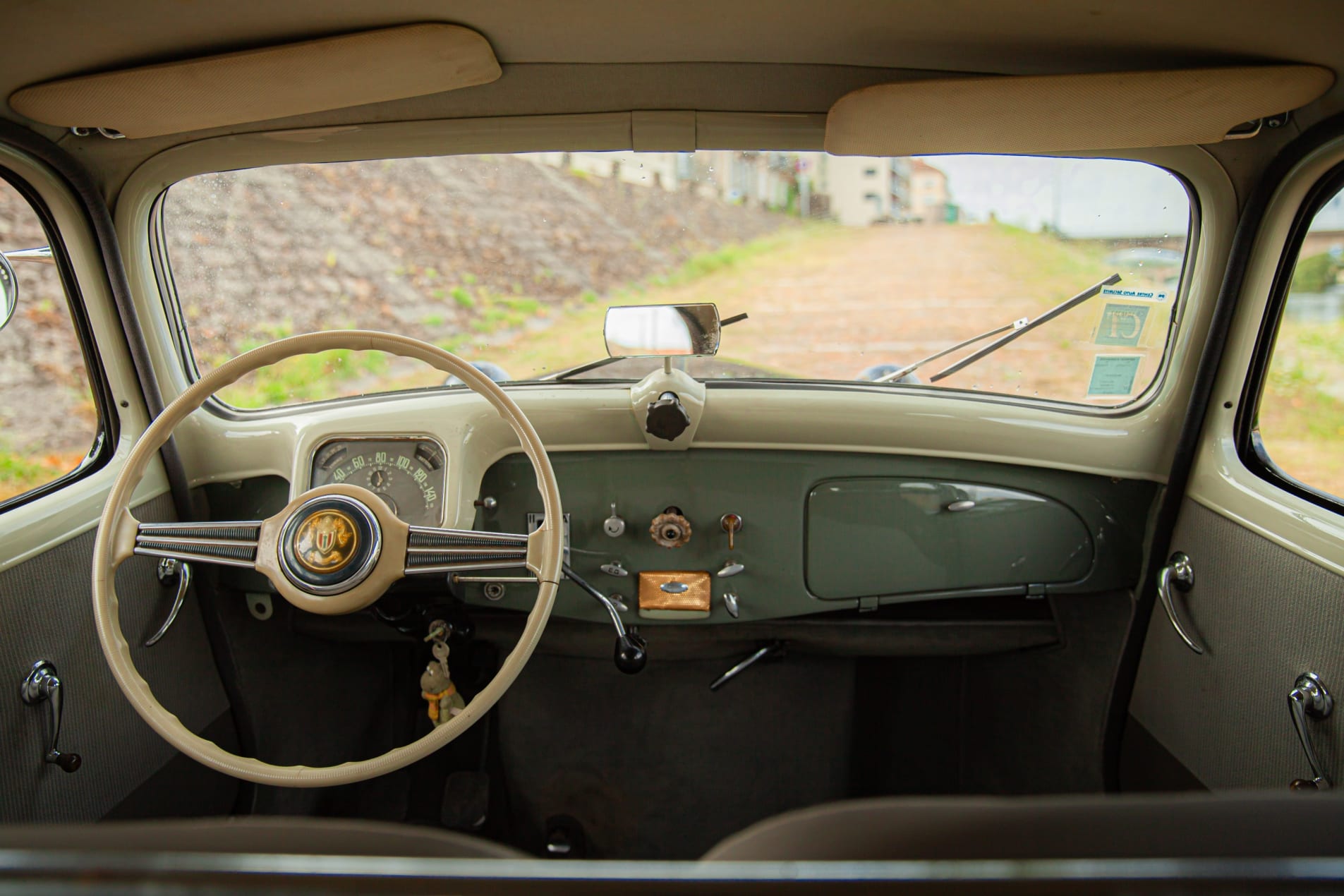 CITROËN Traction avant 11 1954