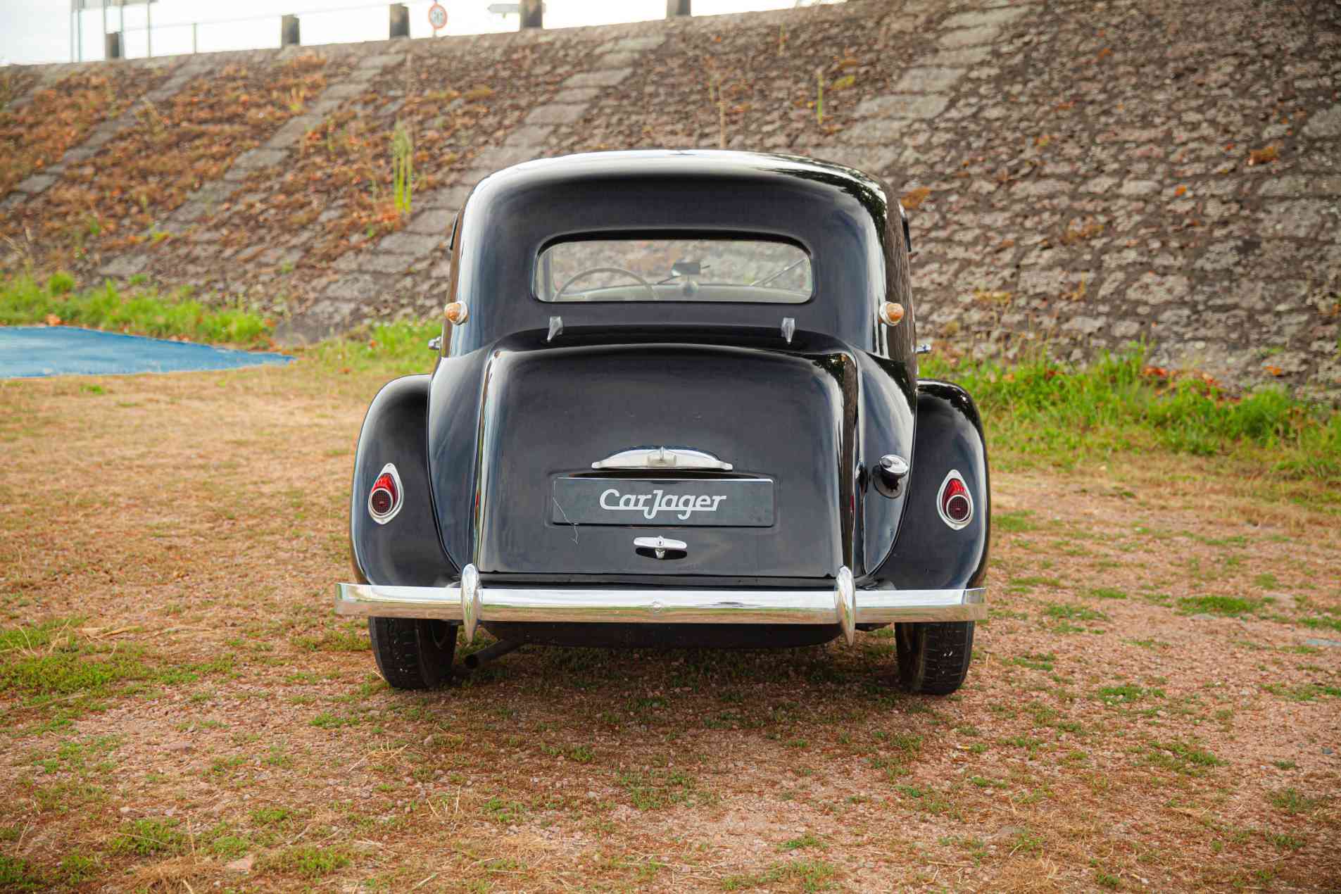 CITROËN Traction avant 11 1954