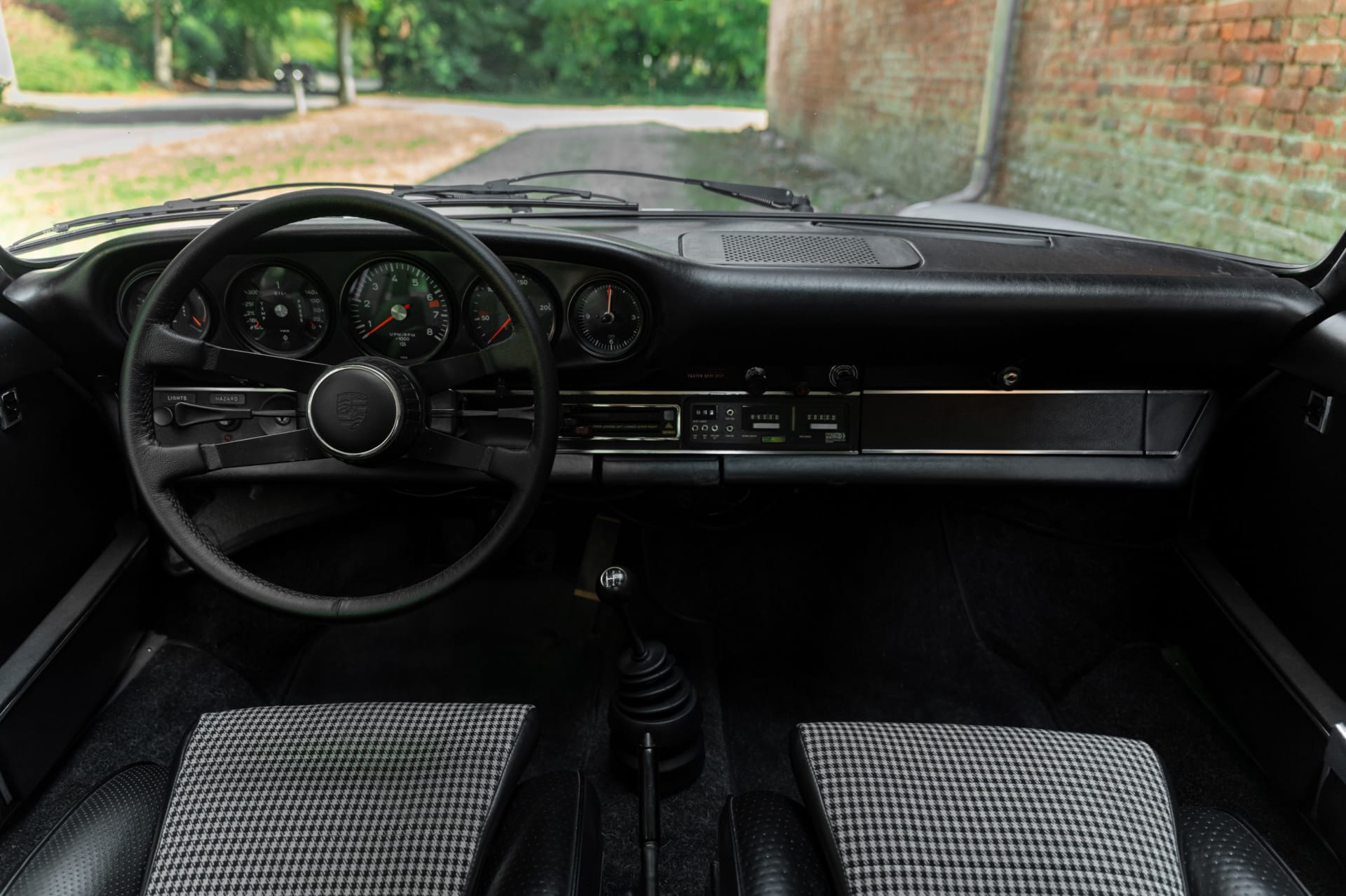 Porsche 911 2.4 T