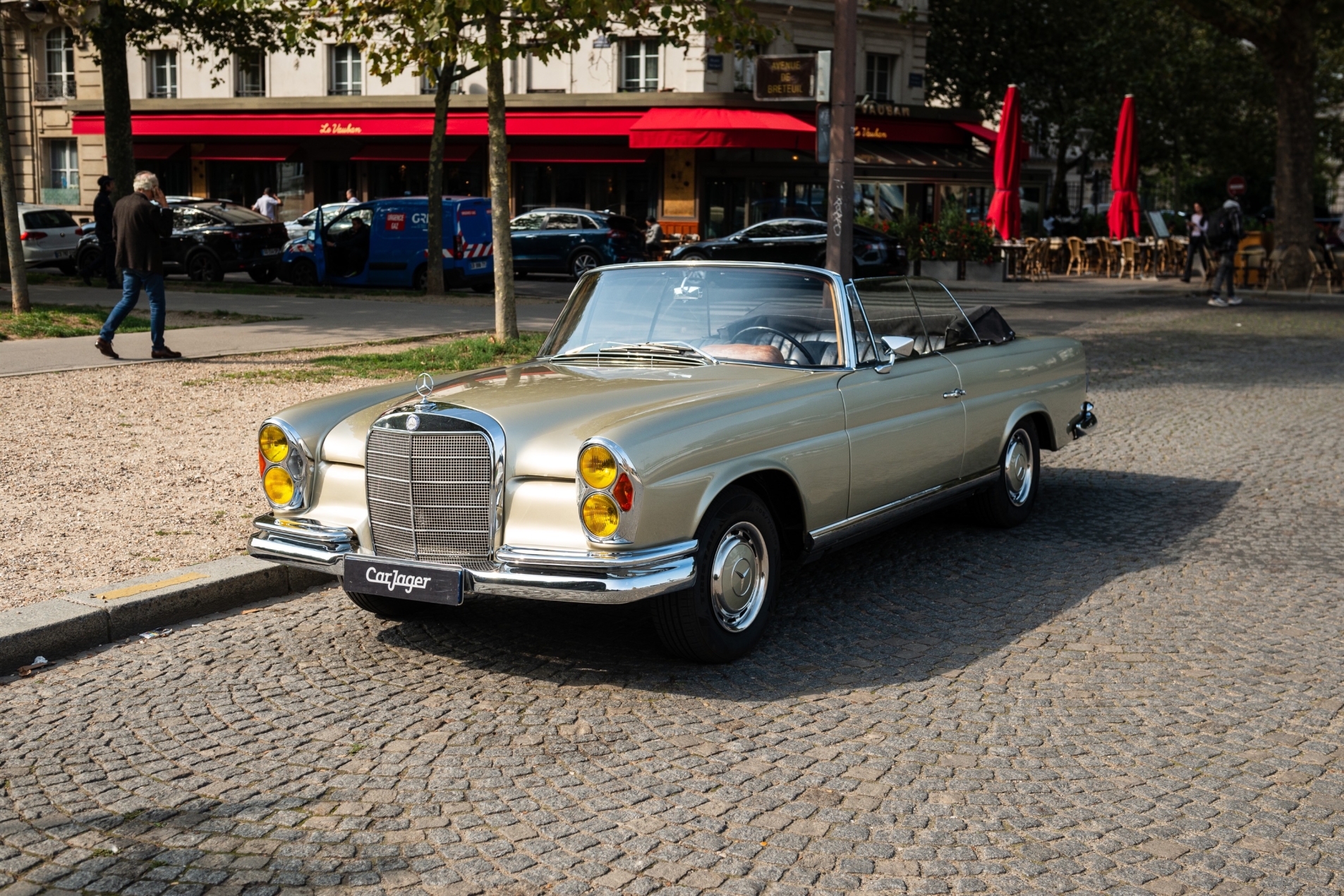 Photo MERCEDES-BENZ 220 se W111 b Cabriolet 1962