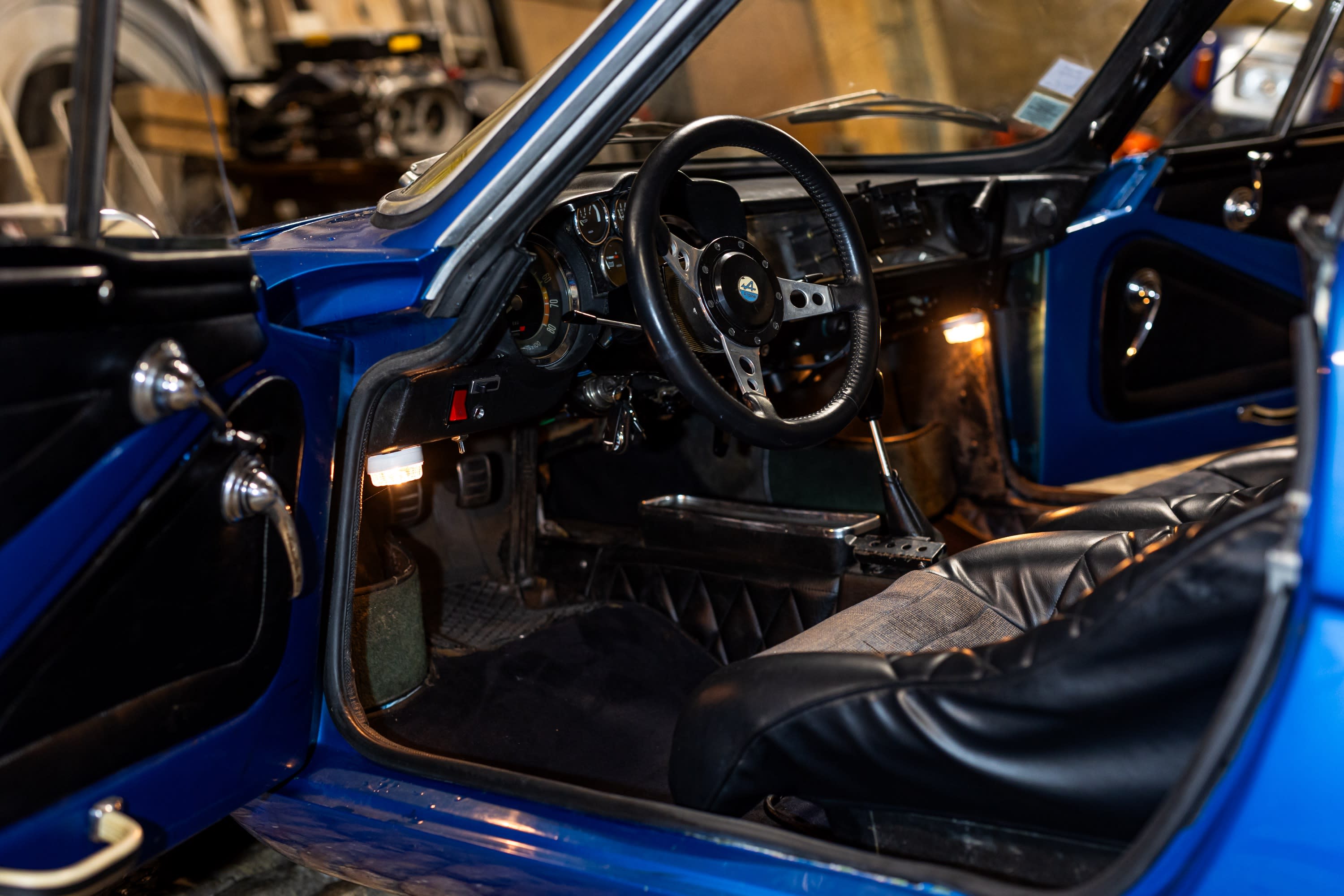 ALPINE A110 1300 G  1969 occasion intérieur (1)