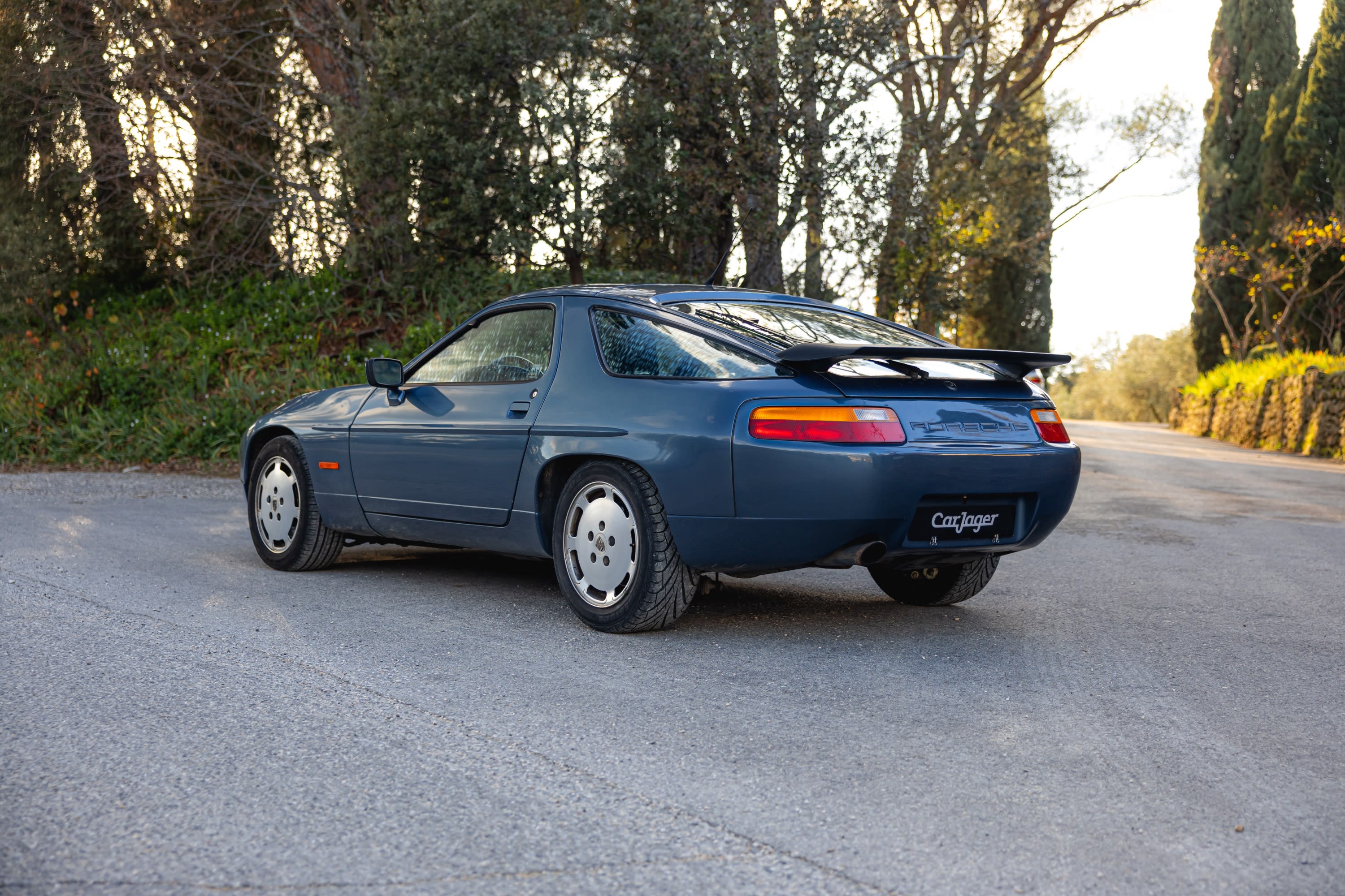 PORSCHE 928 S4 1990 used exterior (2)