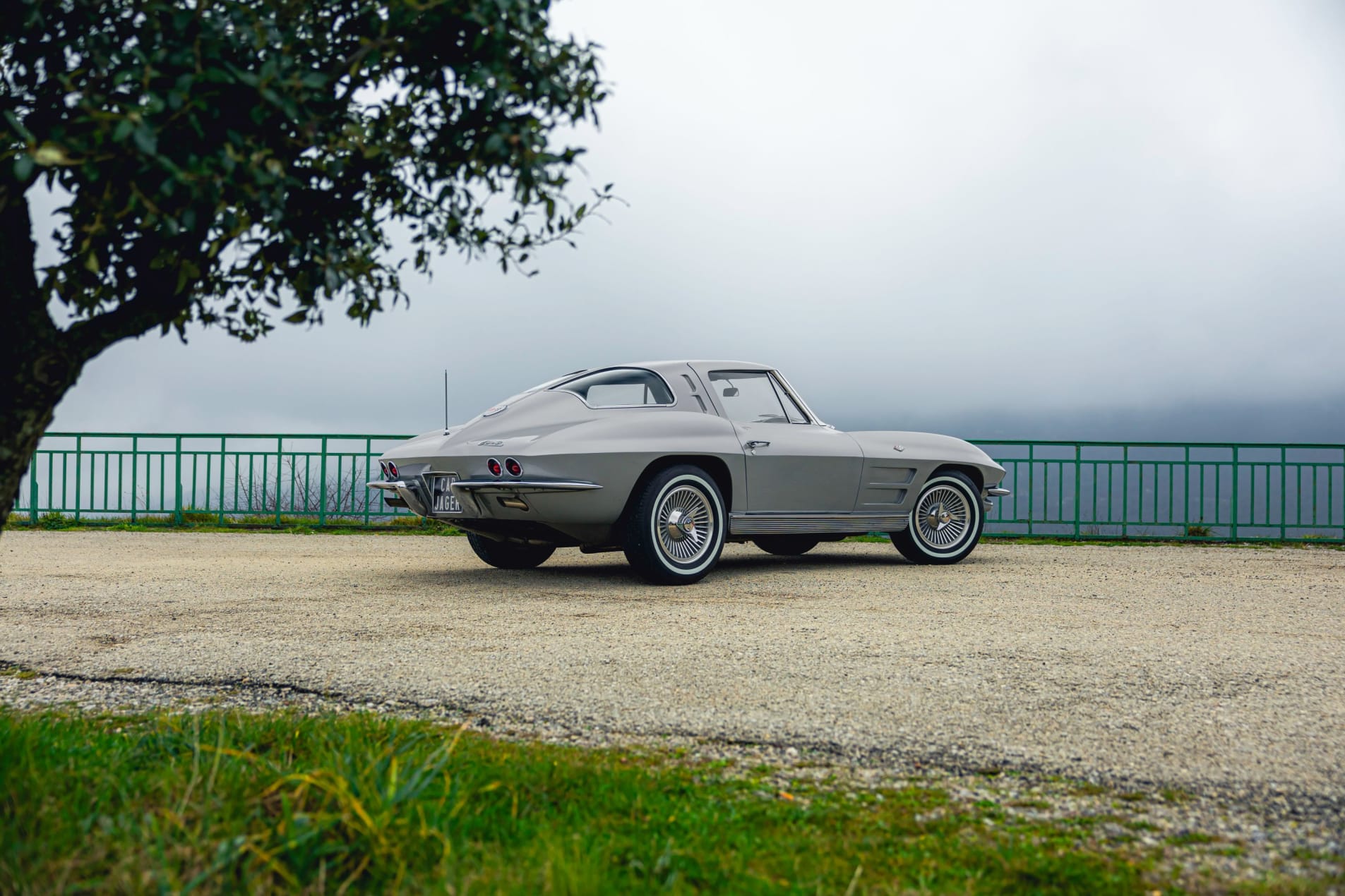 CHEVROLET Corvette C2 Stingray Split Window 1963