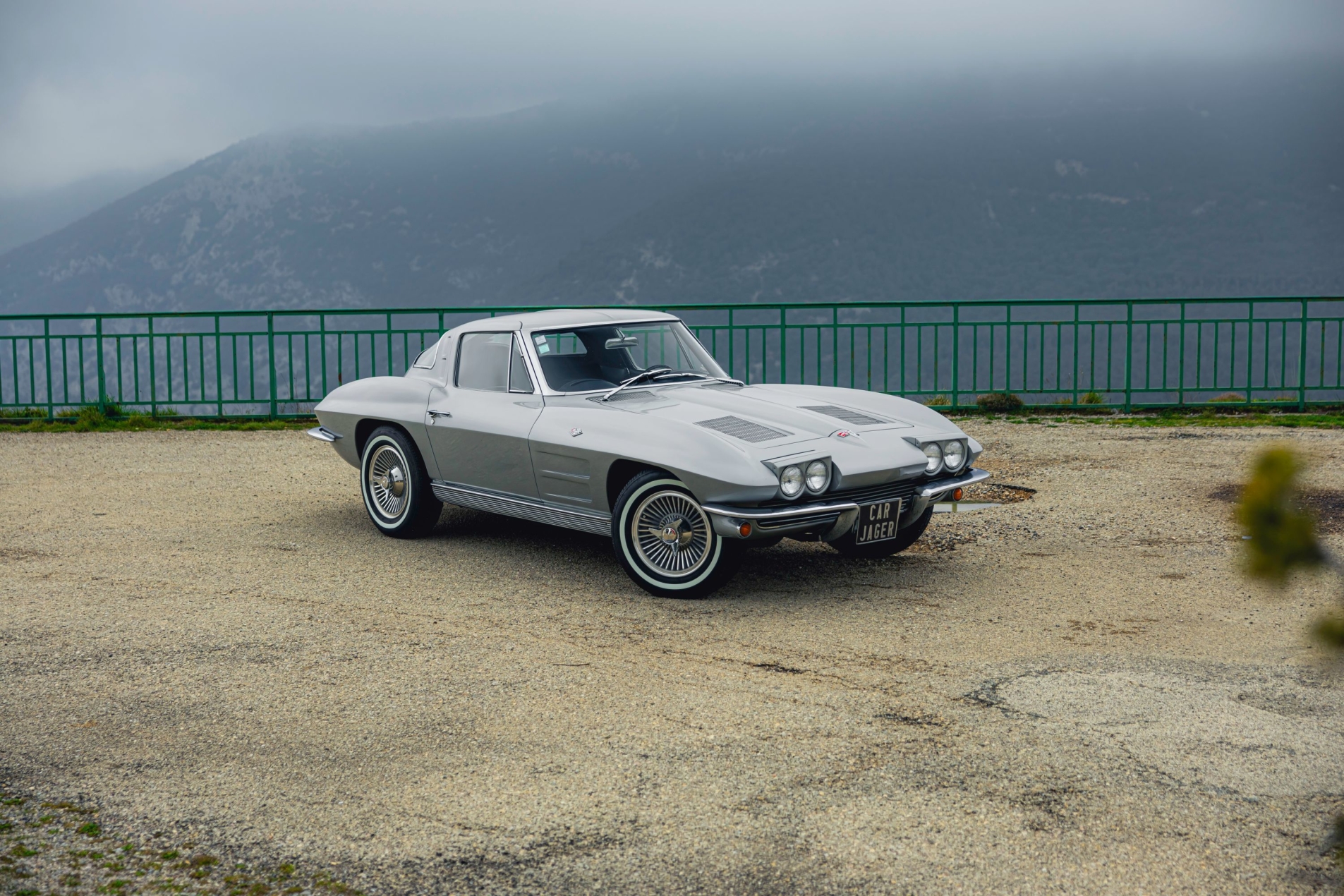 Photo CHEVROLET Corvette C2 Stingray Split Window 1963