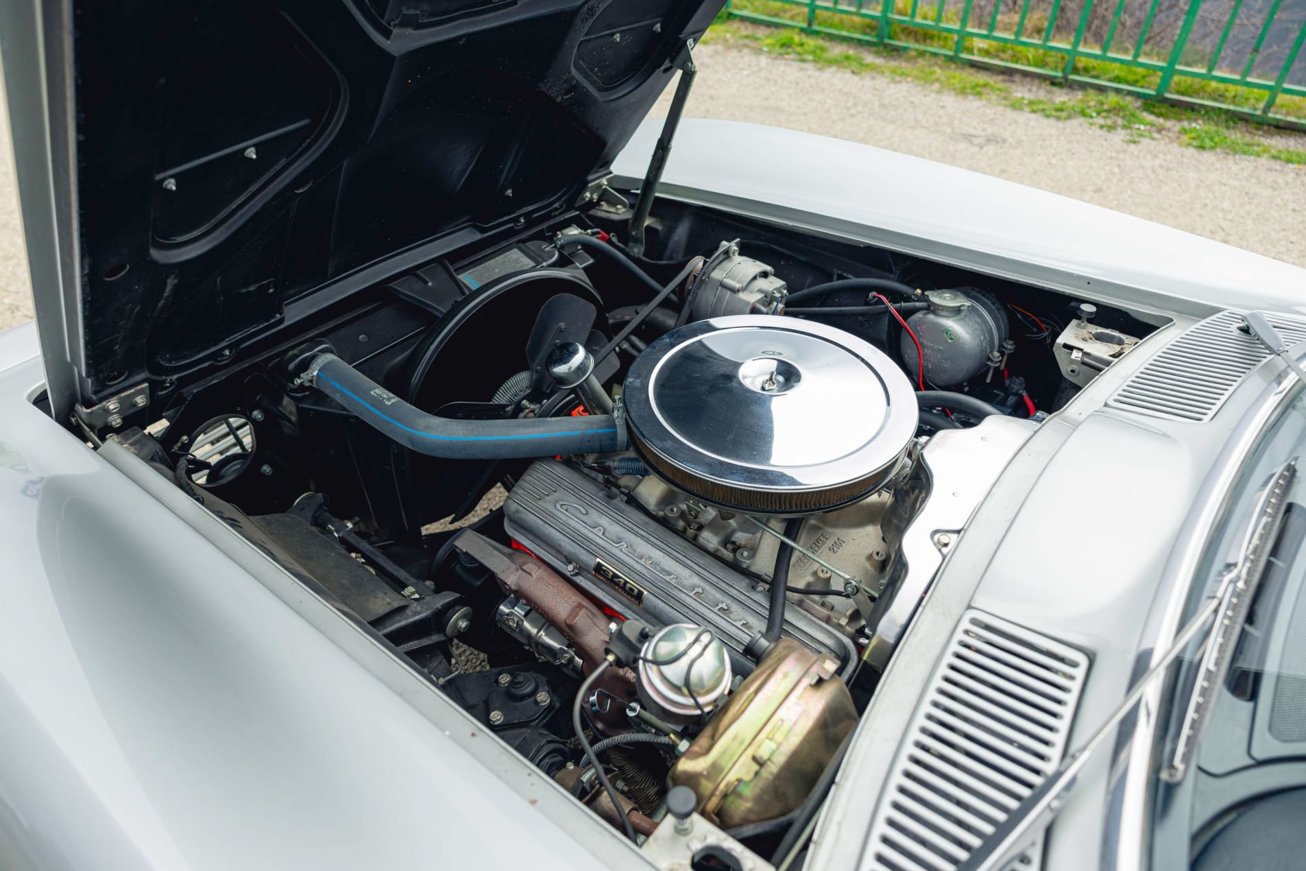 CHEVROLET Corvette C2 Stingray Split Window 1963