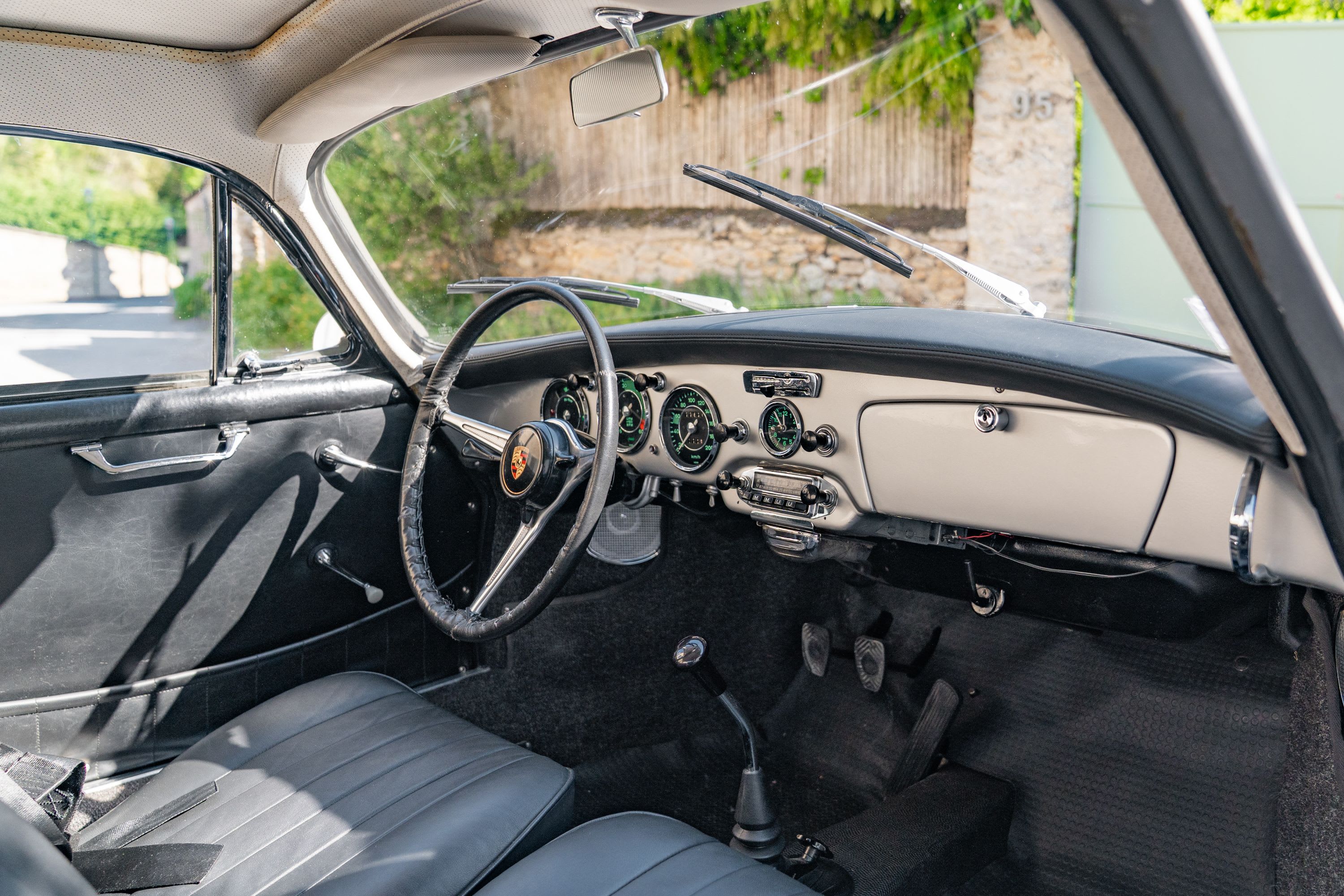 PORSCHE 356 B Super 90 1962 occasion intérieur (1)