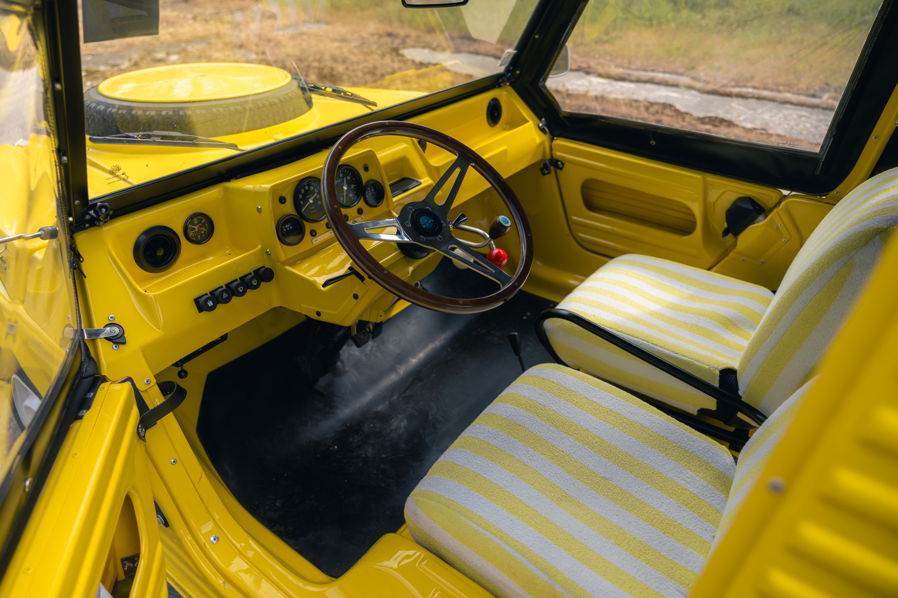 CITROEN Méhari 4x4 1980 occasion intérieur (1)