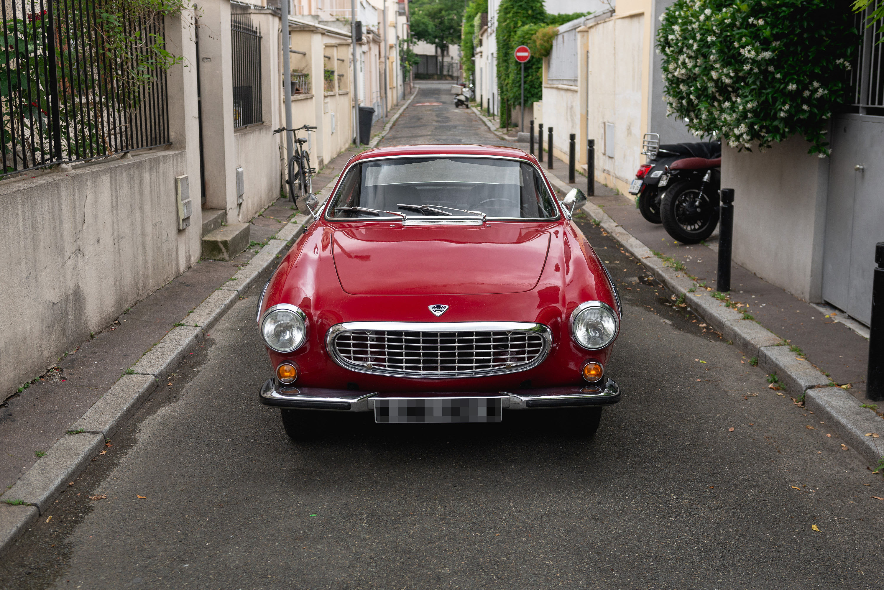 Volvo P1800 S