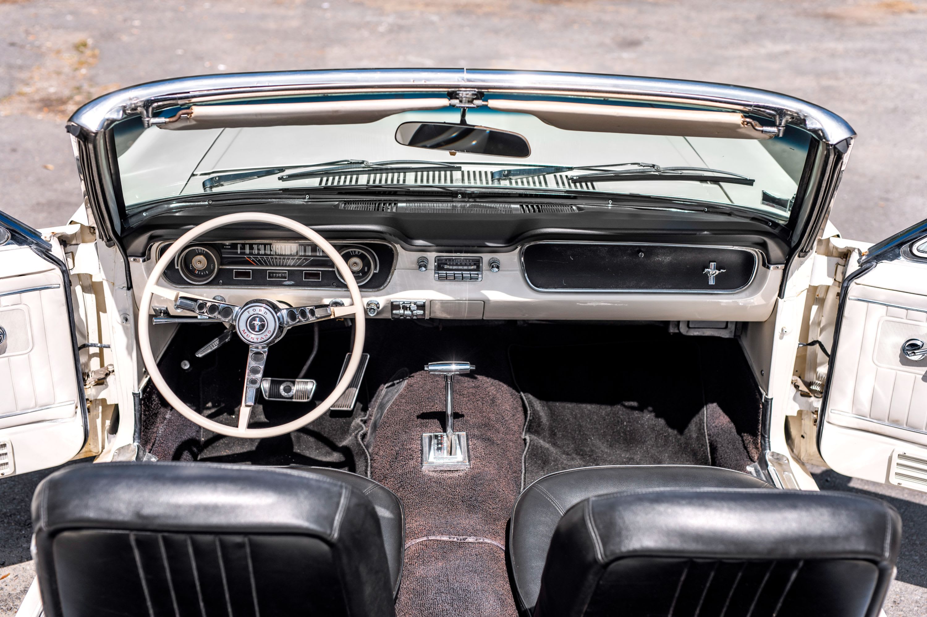 FORD Mustang Cabriolet Pack Gt 1965 used interior (1)