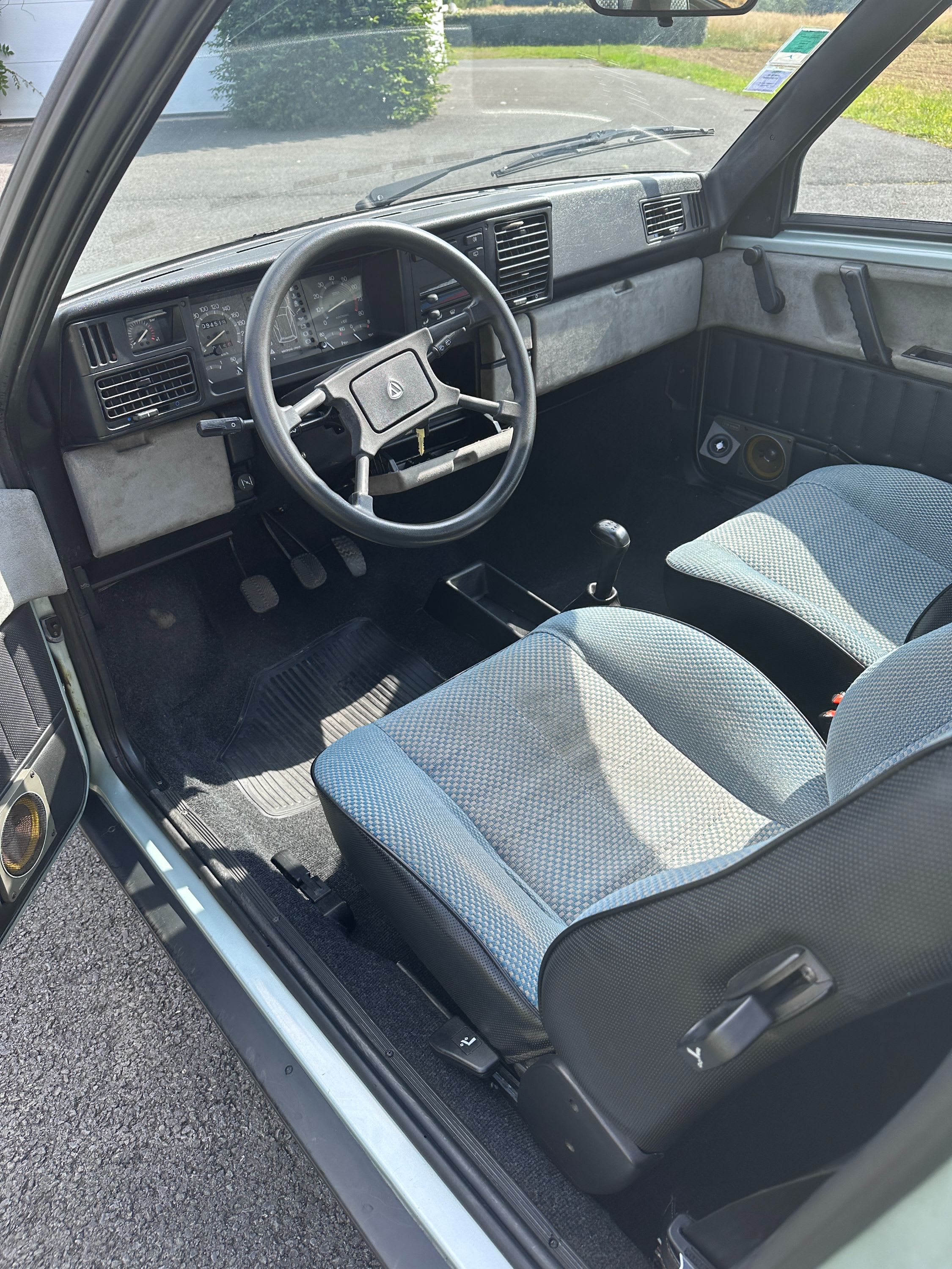 AUTOBIANCHI Y10 Turbo 1986 used interior (1)