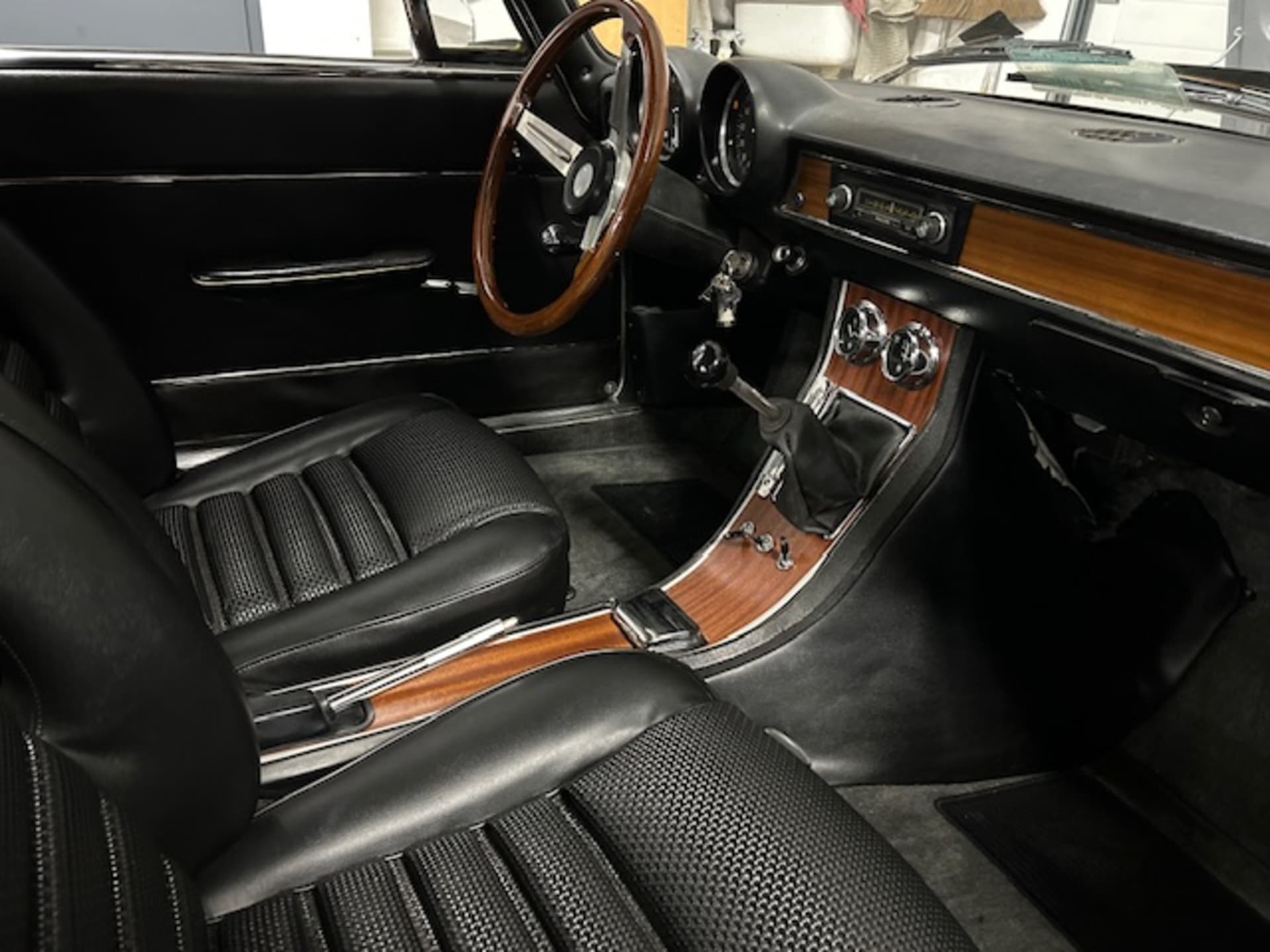 ALFA ROMEO 1750 Tipo 105 Gt Veloce 1969 occasion intérieur (1)