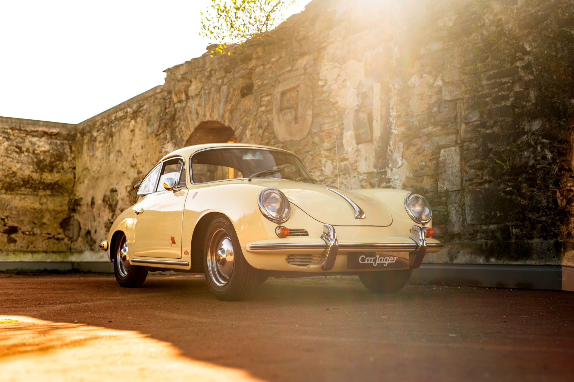 Photo PORSCHE 356 BT6  1962