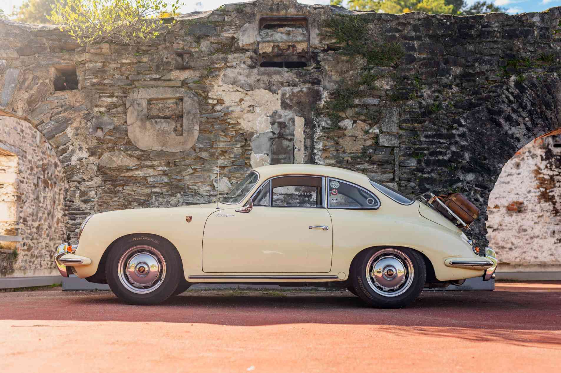 PORSCHE 356 BT6  1962