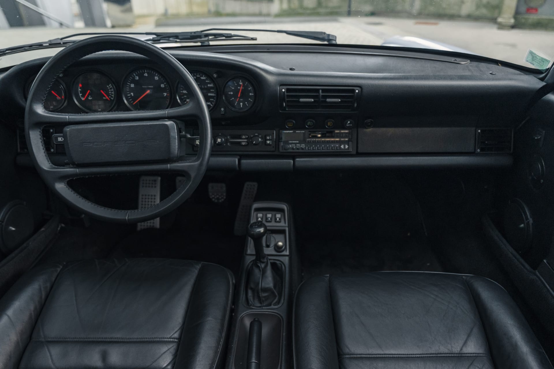 Porsche 911 964 Carrera 2 Cabriolet