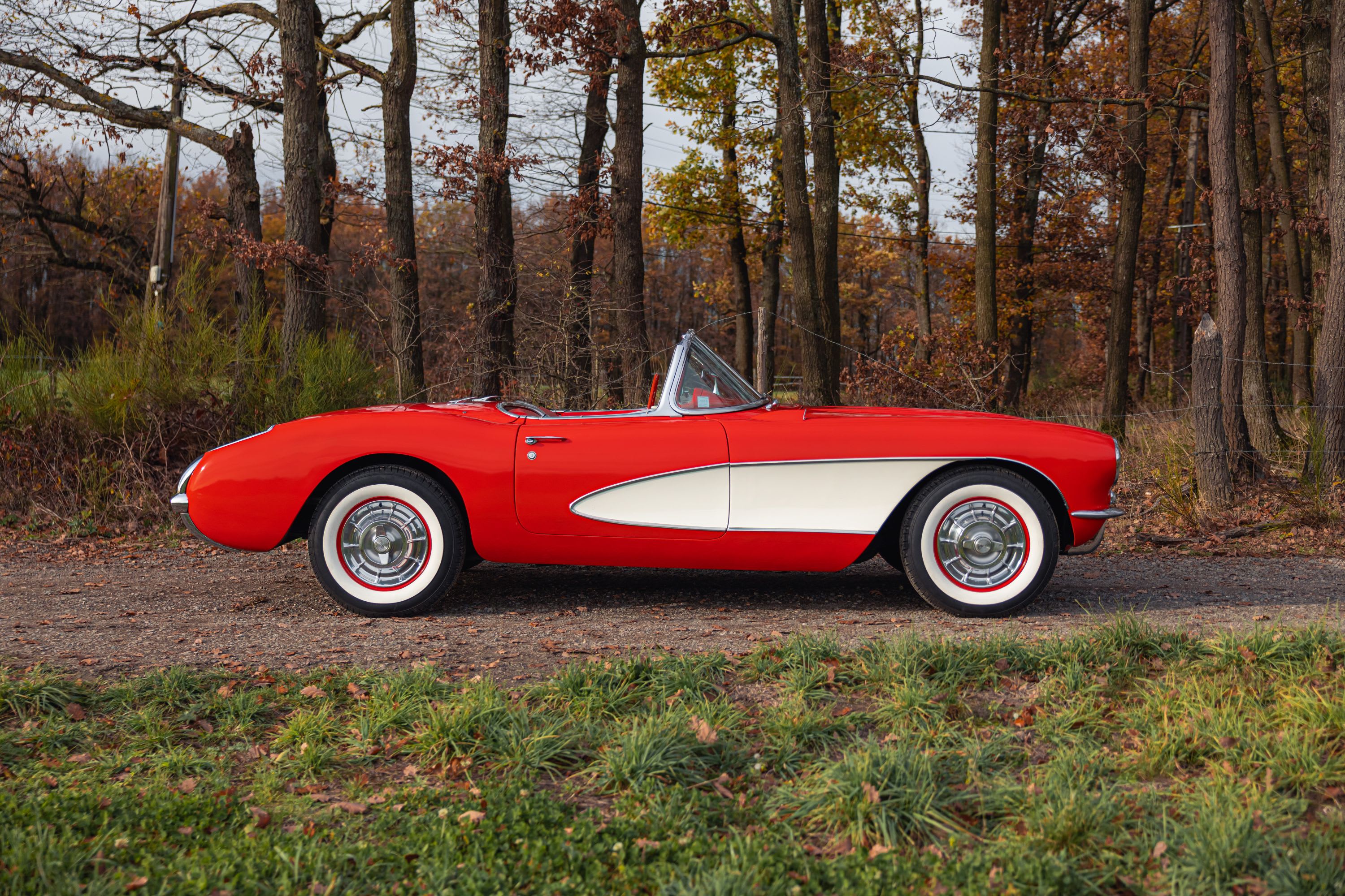 CHEVROLET Corvette C1 283 Ci 1957 occasion extérieur (2)
