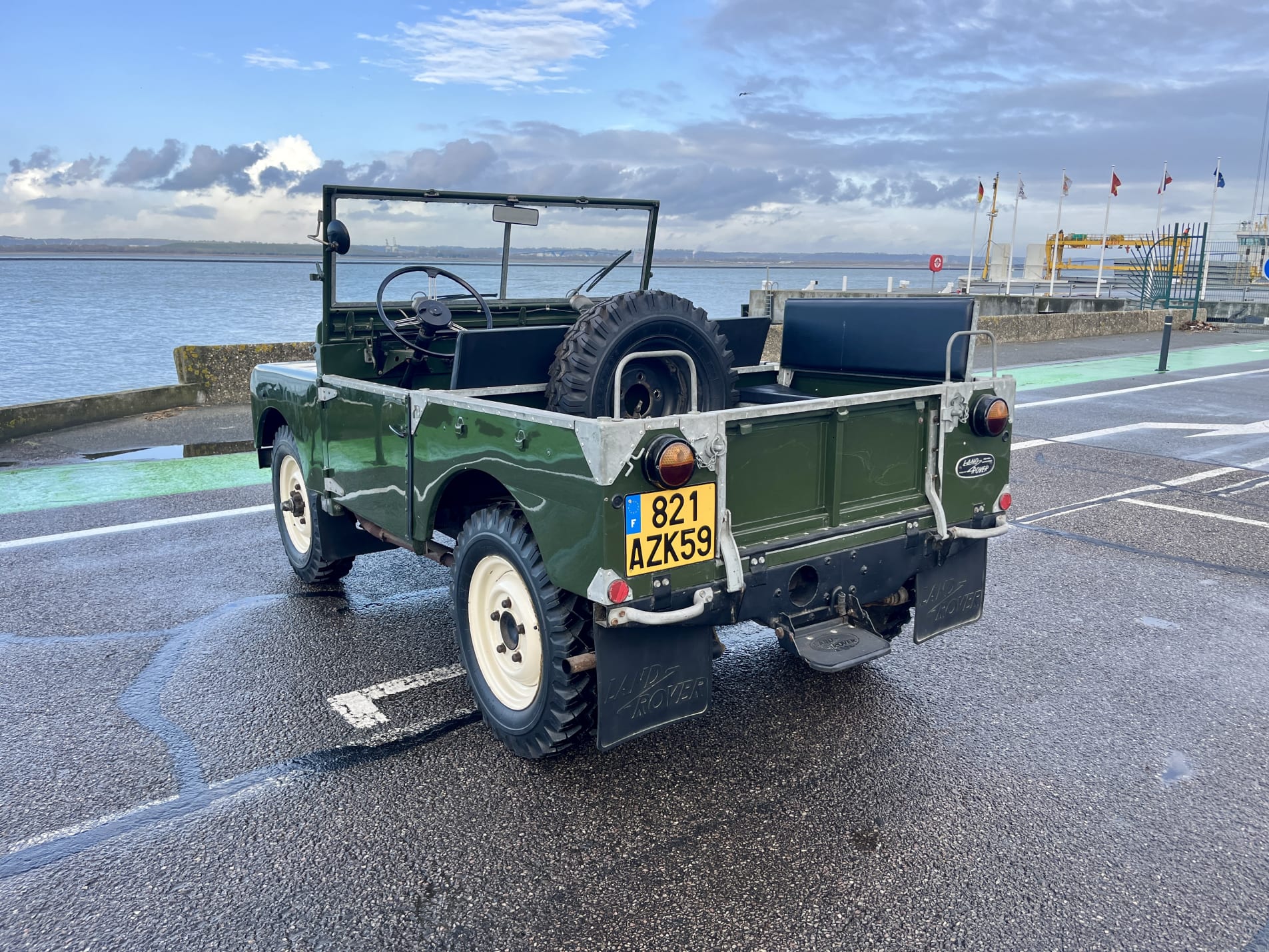 LAND ROVER 80 series i tickford station wagon 1952