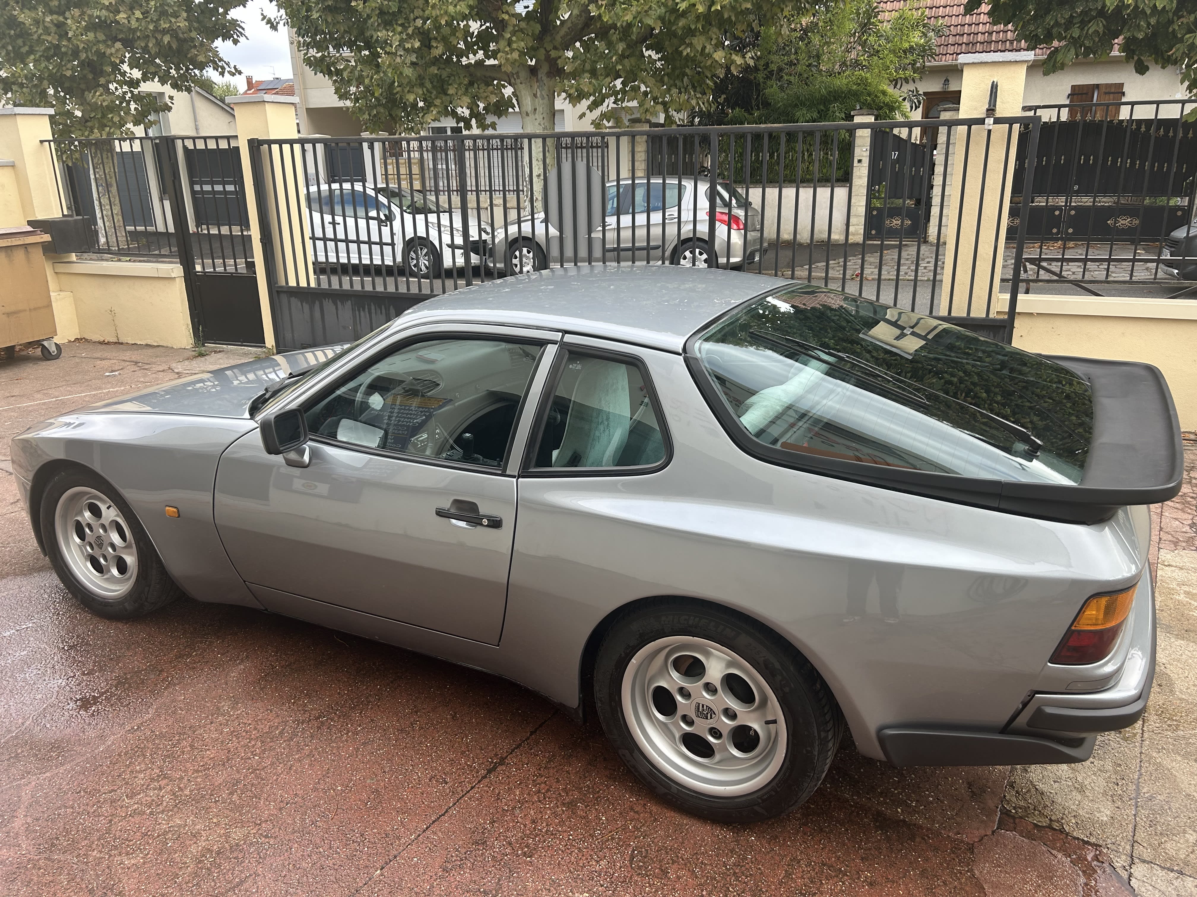 PORSCHE 944 Turbo 1986 occasion extérieur (2)