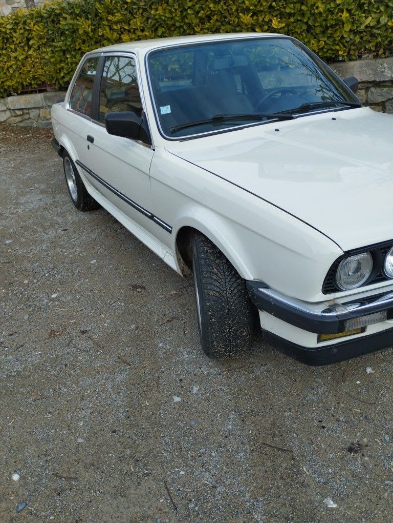BMW Série 3 325ix E30 1987 occasion vidéo (1)