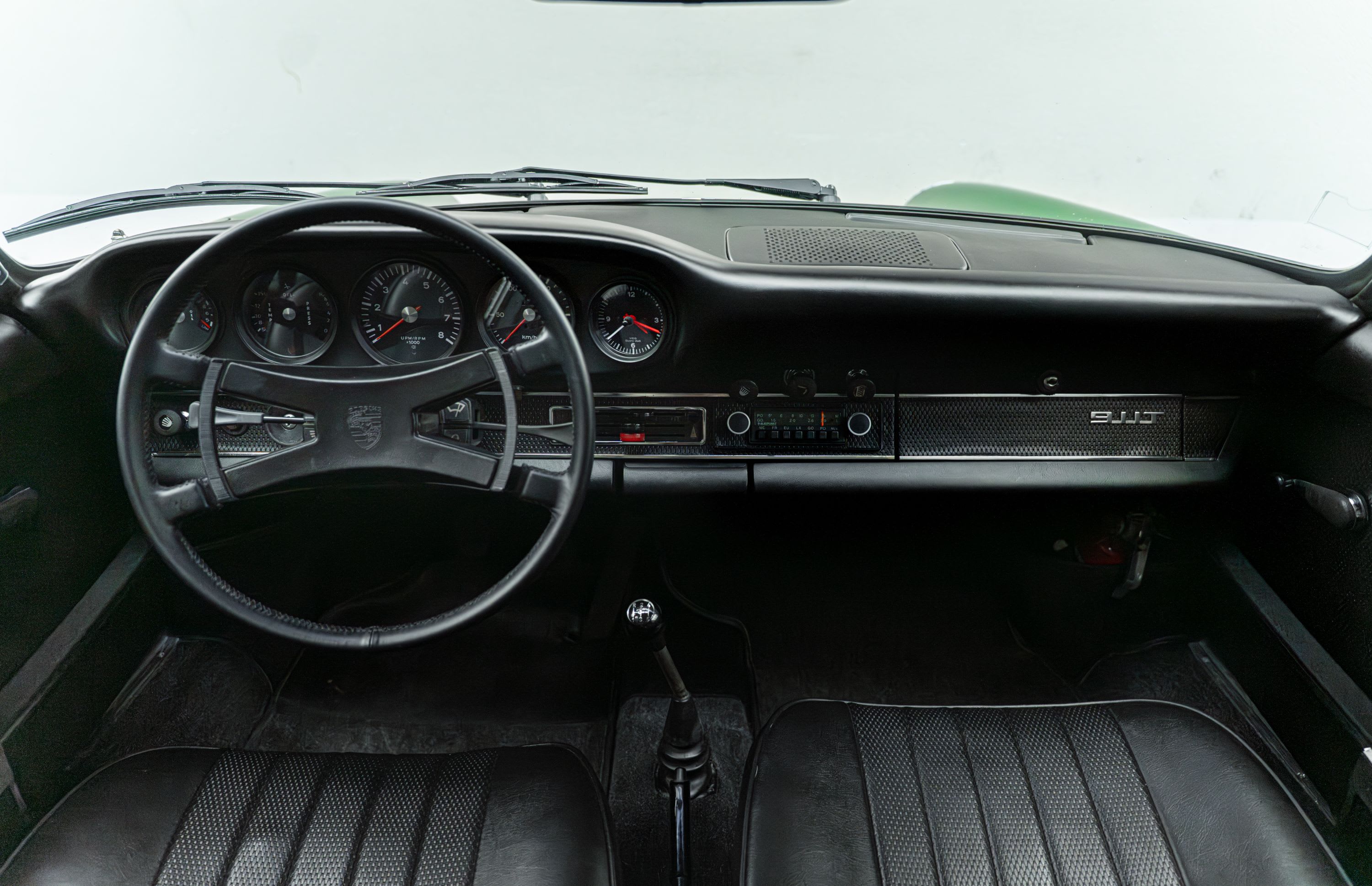 PORSCHE 911  2.2 T  1971 occasion intérieur (1)