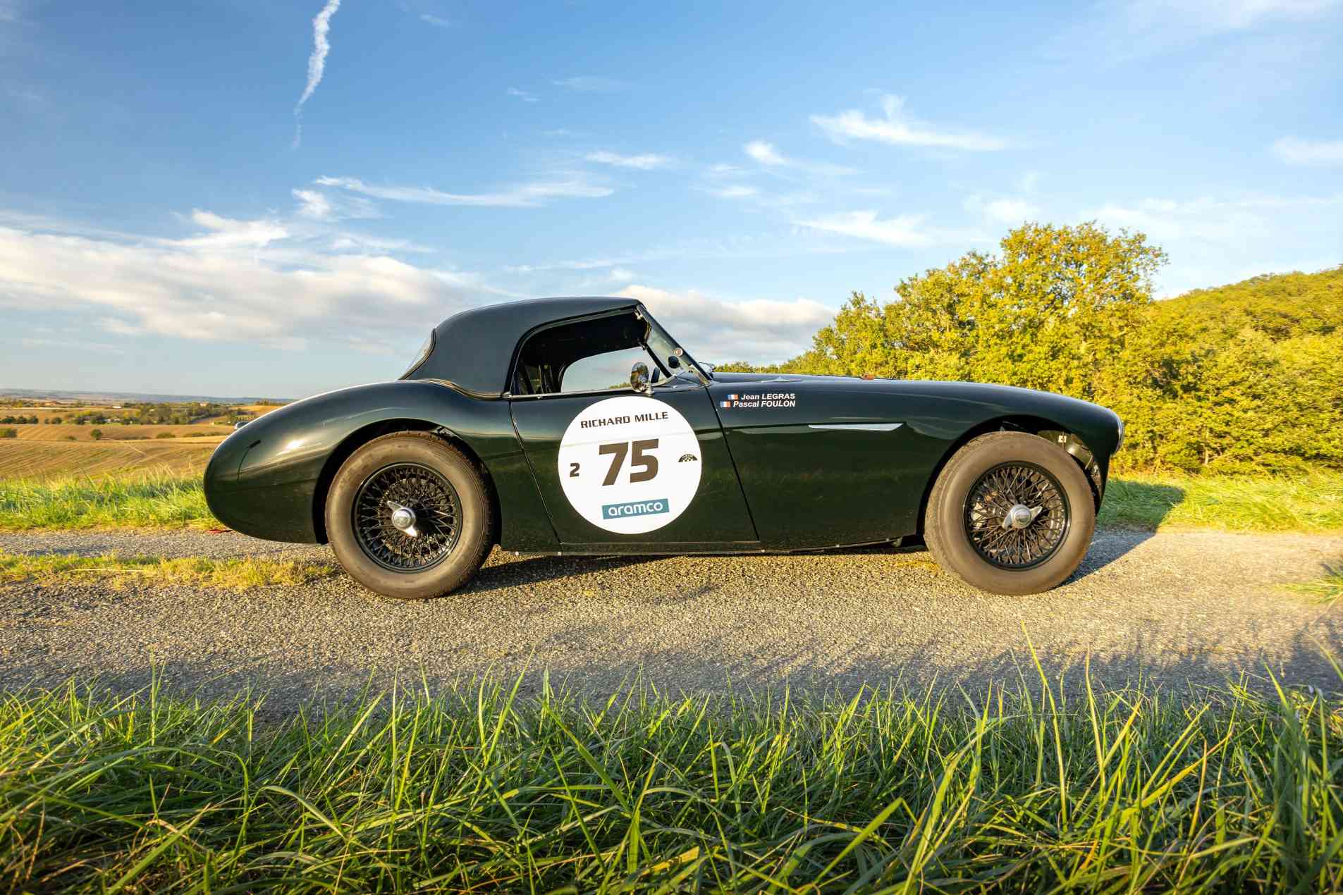 AUSTIN-HEALEY 100 BN2  1956