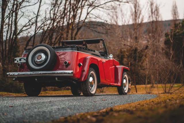 Willys Jeepster