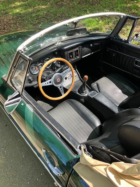 MG B 1972 occasion intérieur (1)