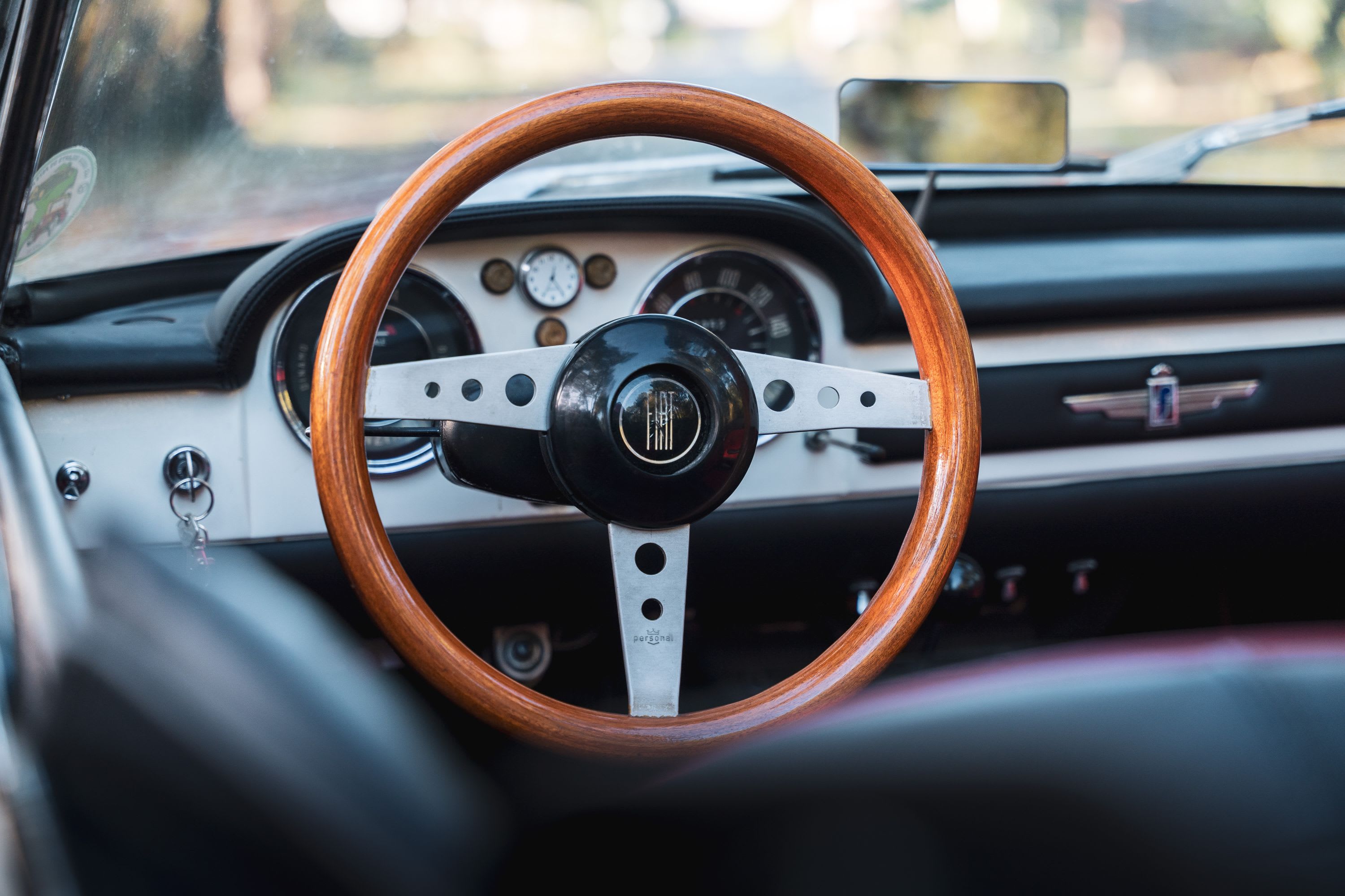 FIAT 1200 Cabriolet 1960 occasion intérieur (1)