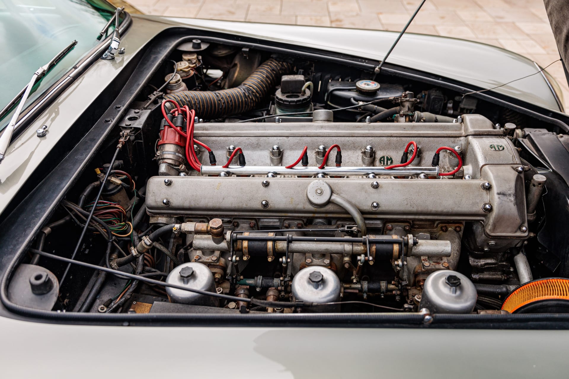 ASTON MARTIN Db6 Mki 1965 occasion mécanique (1)