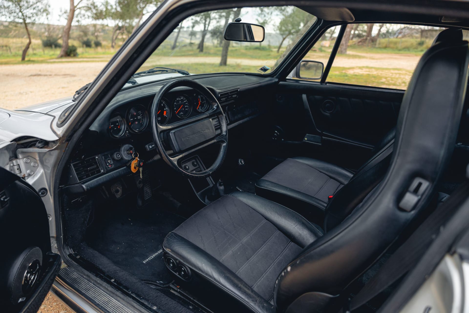 Porsche 911 3.2 G50