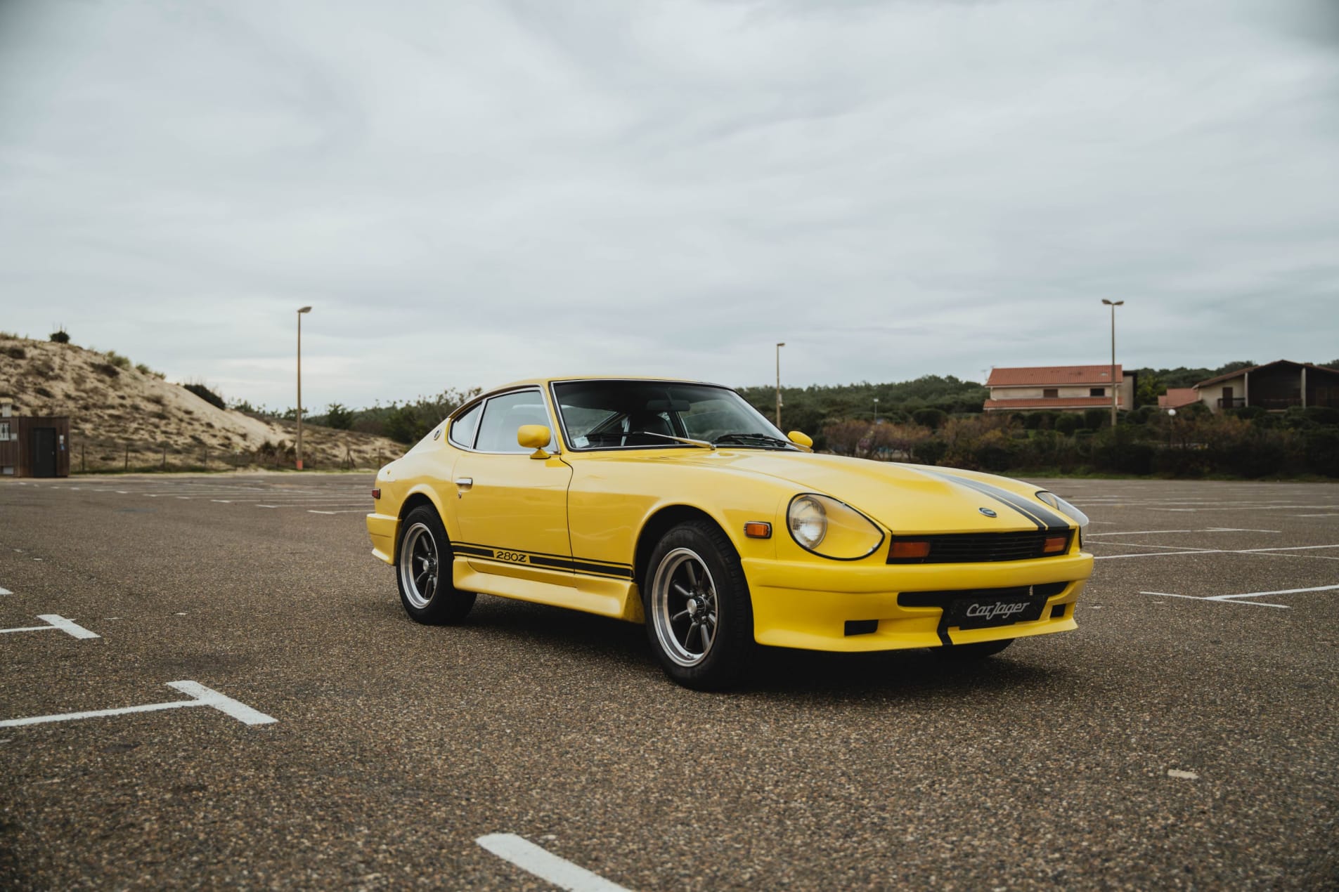 NISSAN DATSUN 280 z 1975